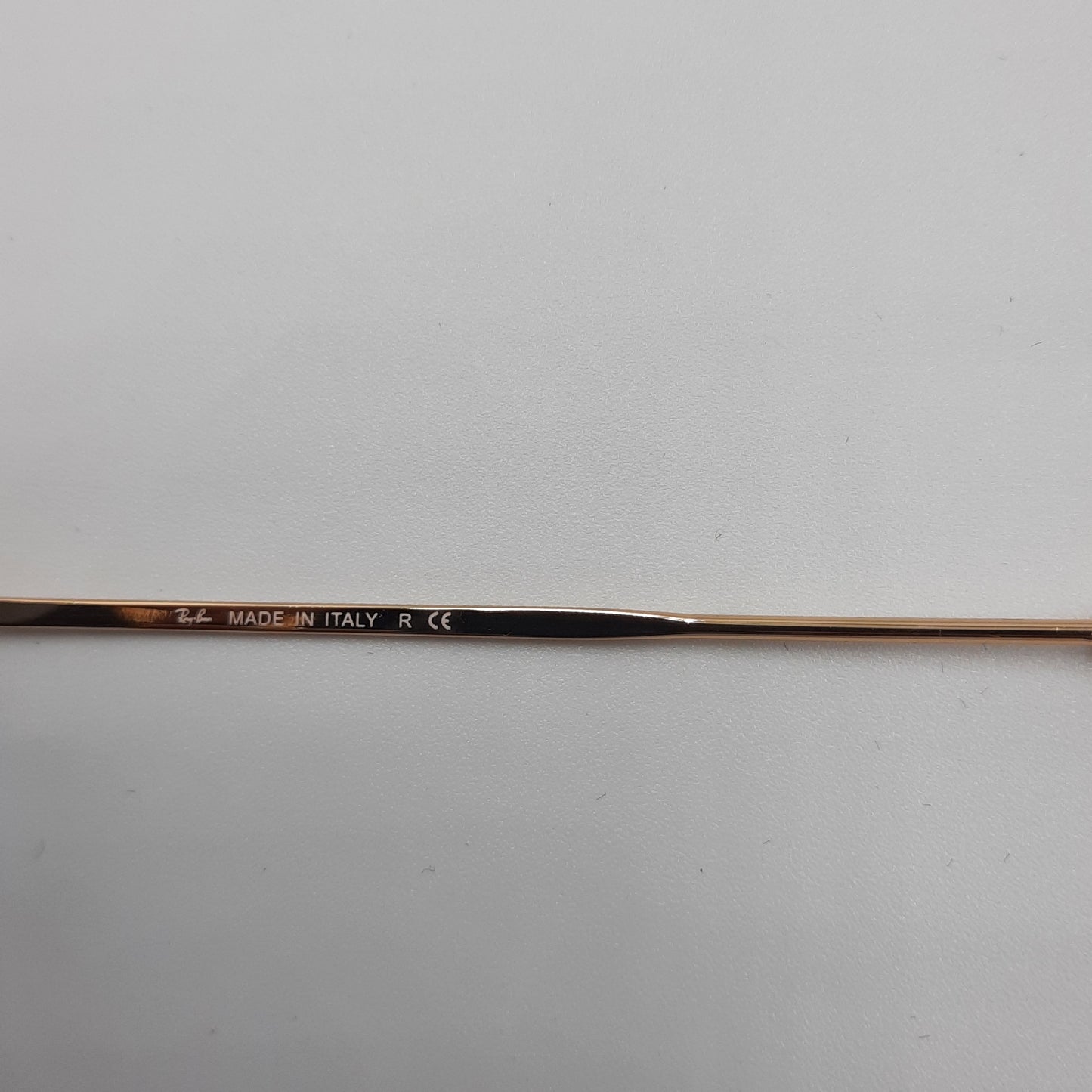 Solaires: RAYBAN RB-3447 ROUND doré/bleu deg rond