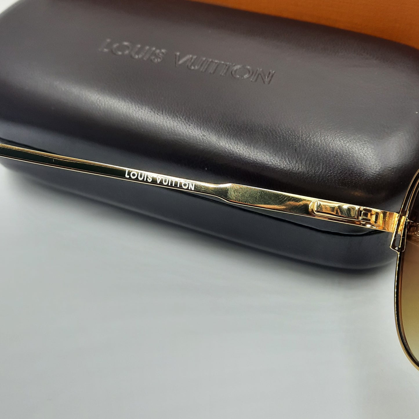 Solaires: LOUIS VUITTON Z1968U doré marron