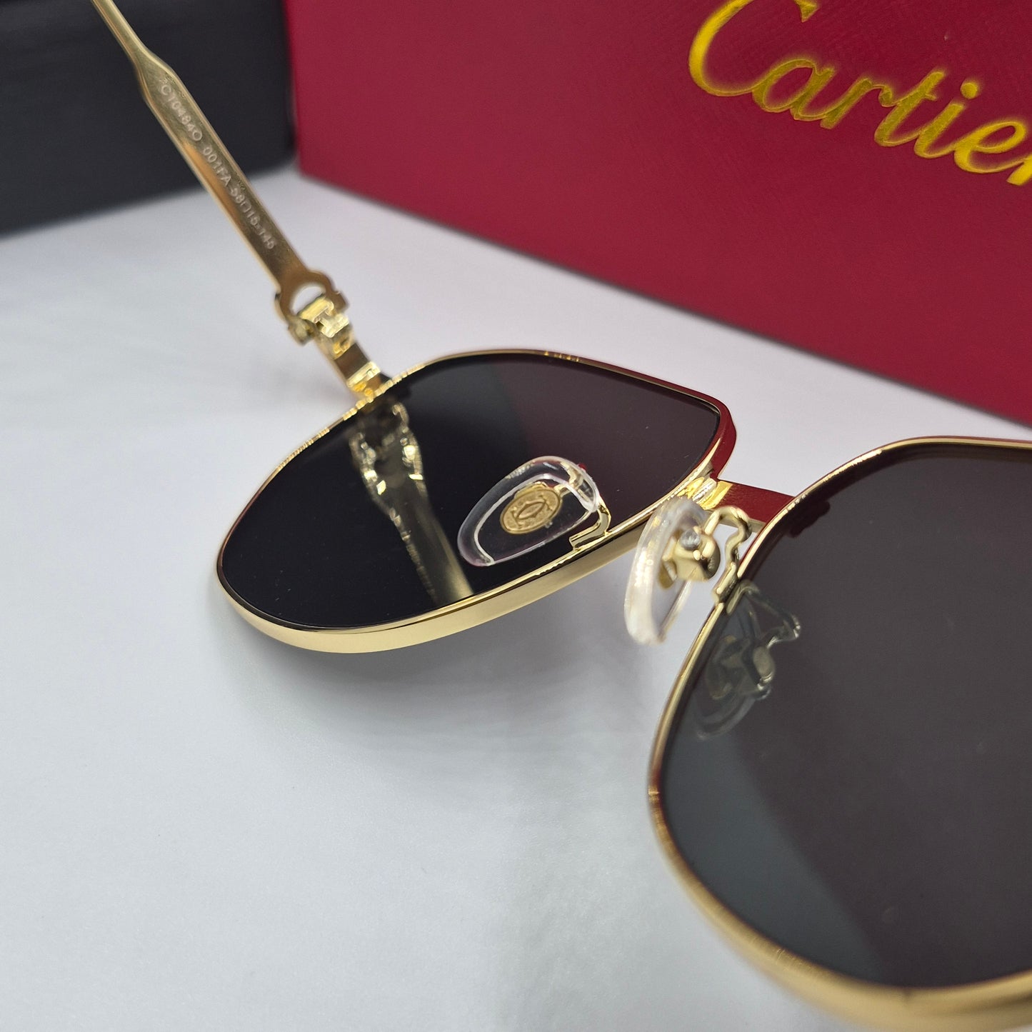 Solaires: CARTIER CT0484O doré noir