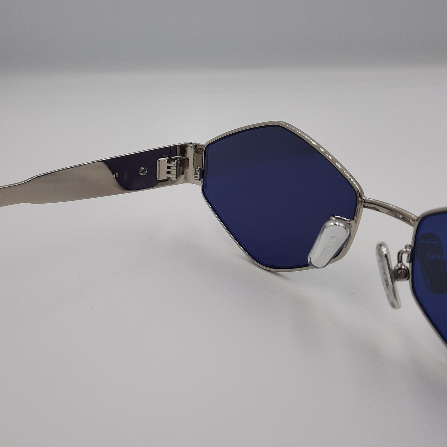 Solaires: CELINE Triomphe CL4S254 argent noir