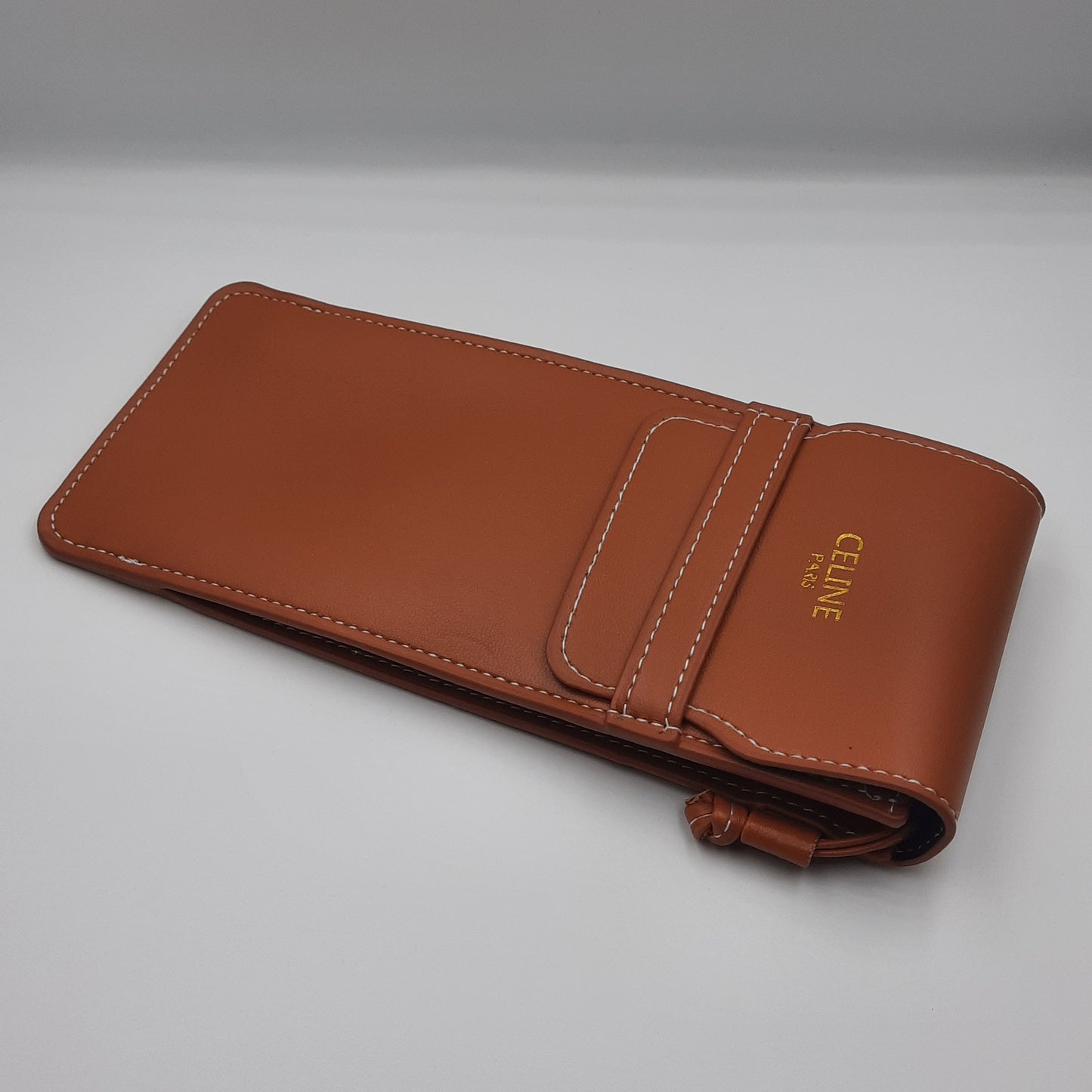 Solaires: CELINE Triomphe CL42119U argenté noir avec pochette à bandoulière