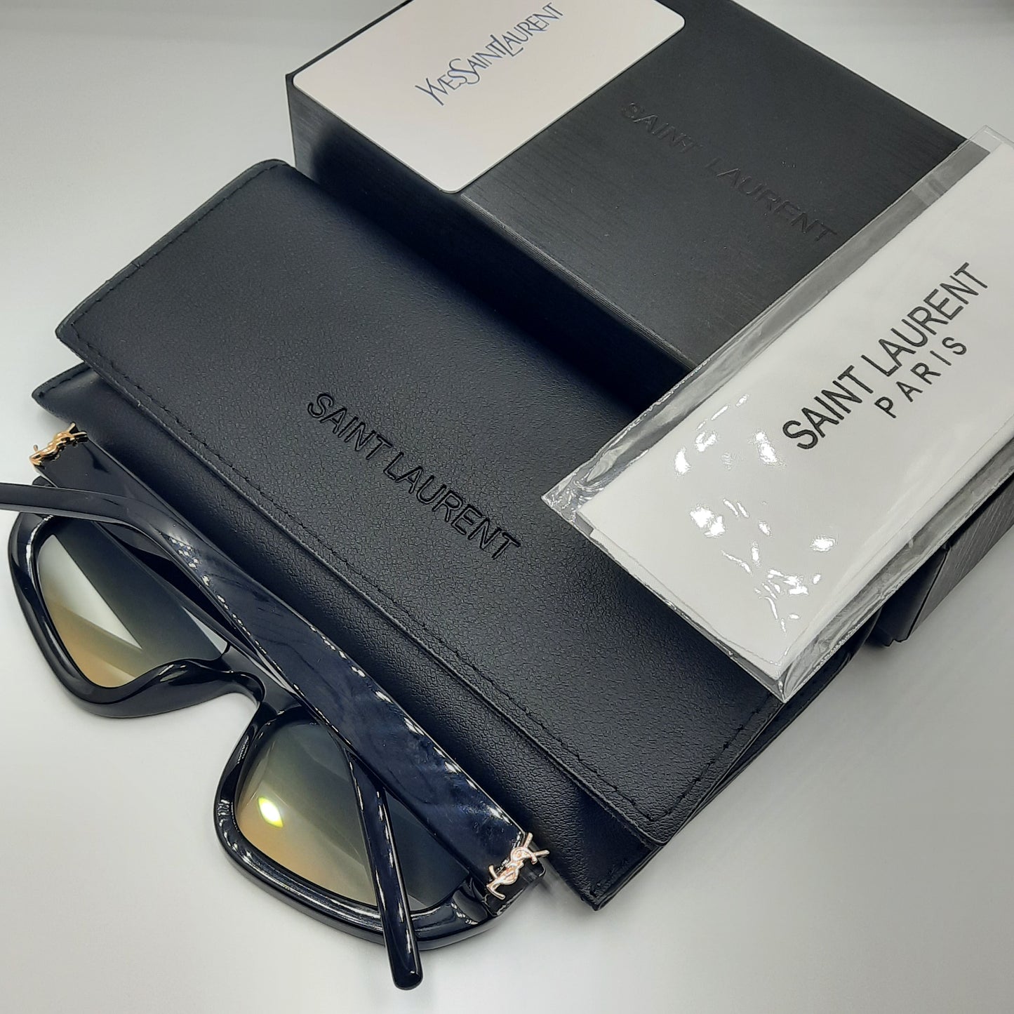 Solaires: SAINT LAURENT SL M251 noir doré clair