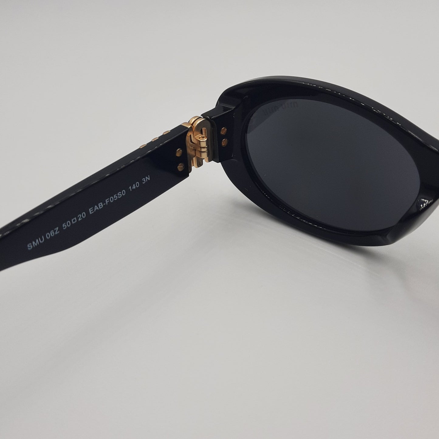 Solaires: MIUMIU SM06Z Noir/Doré