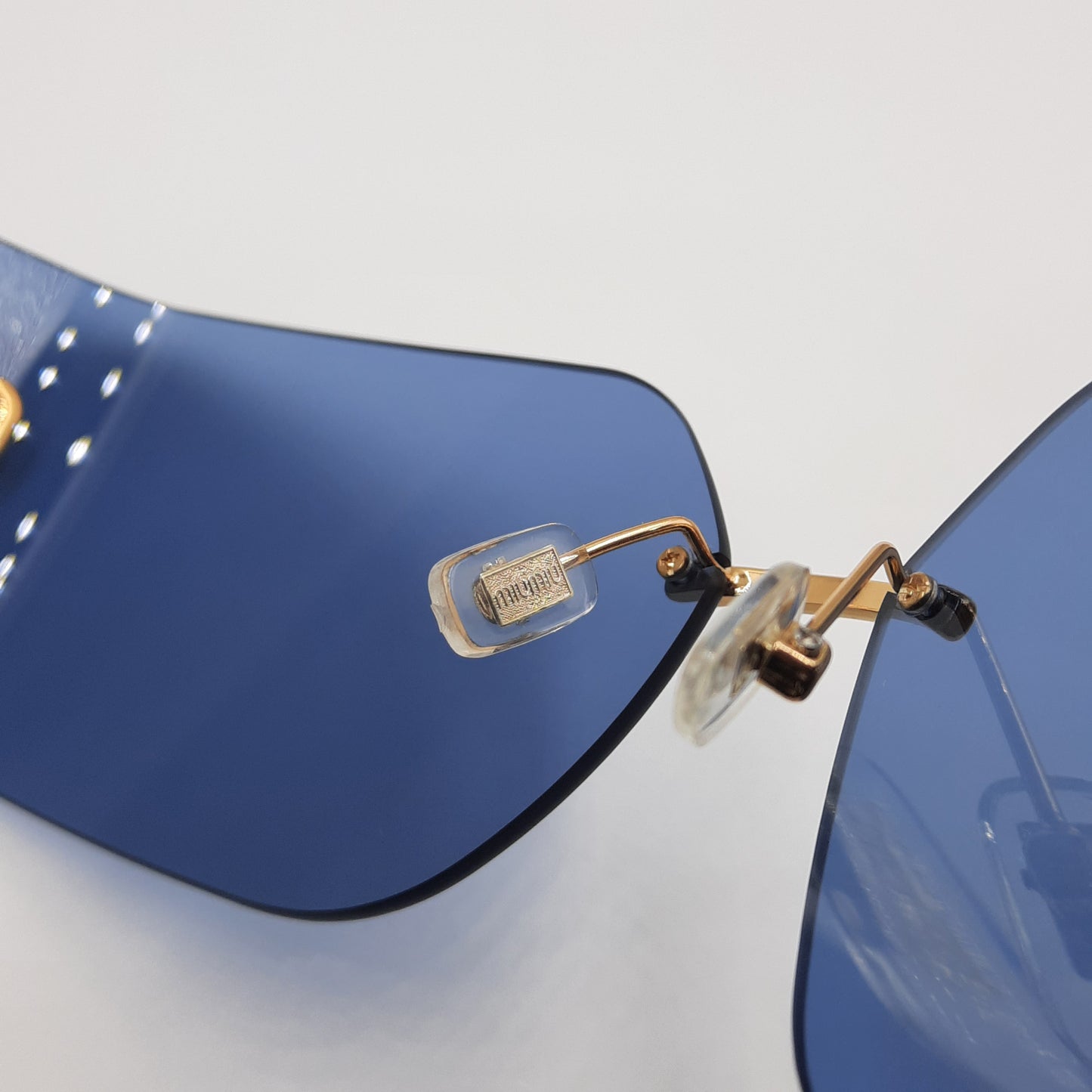 Solaires: MIUMIU MU54YS bleu/GOLD