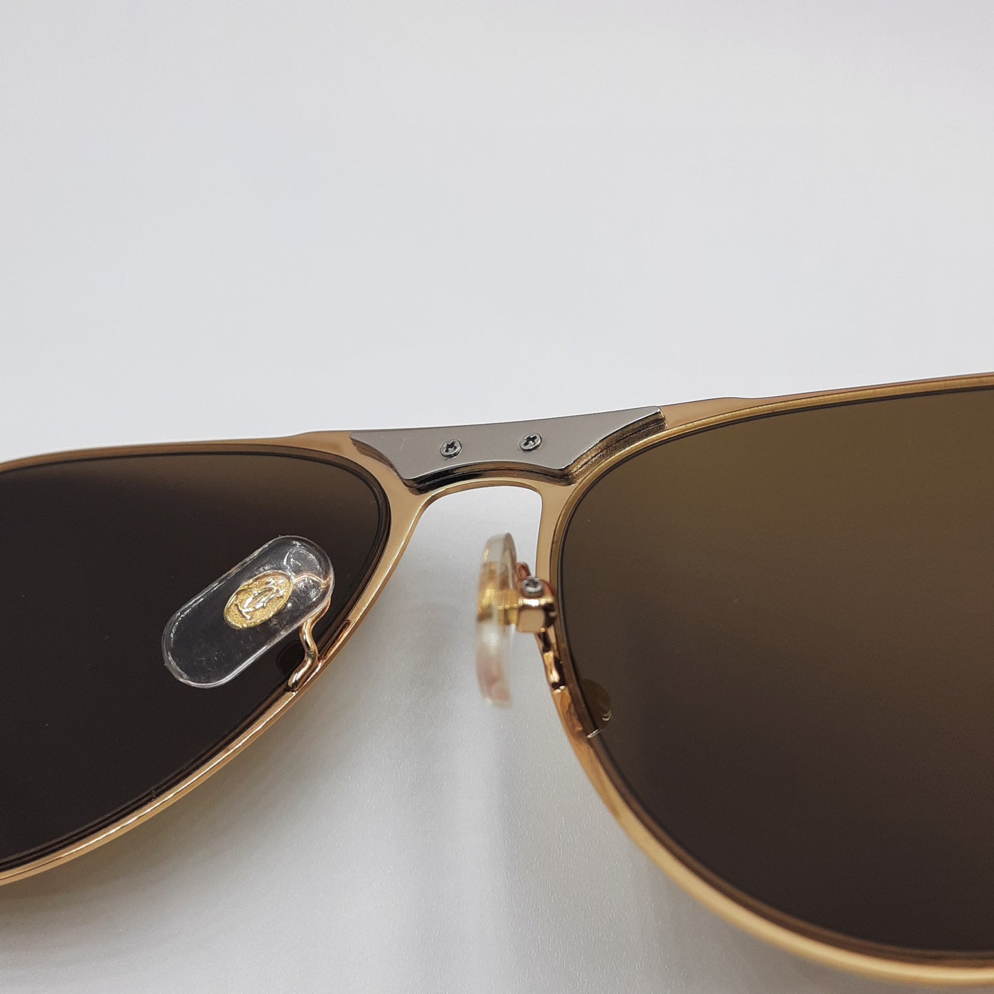 Solaires: CARTIER SANTOS CT0533S argenté doré marron