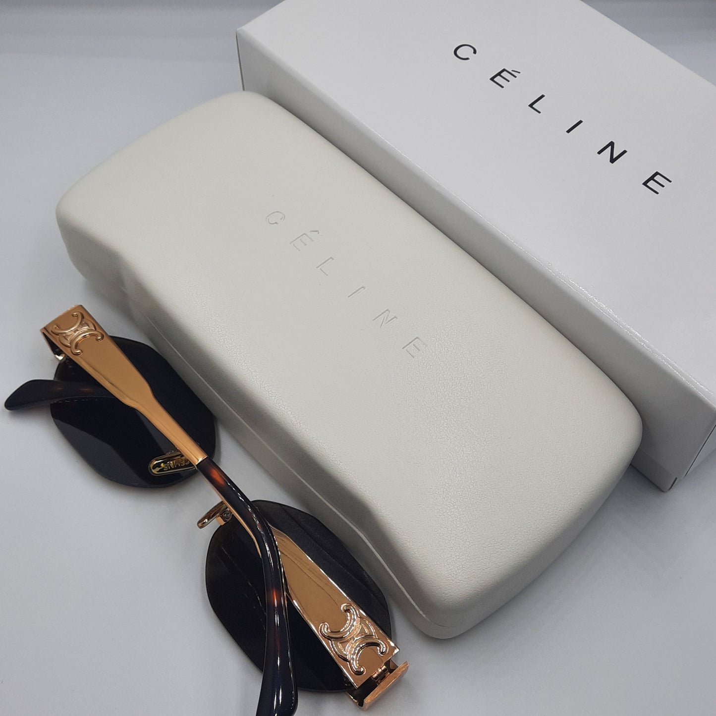 Solaires: CELINE Triomphe CL42119U doré marron