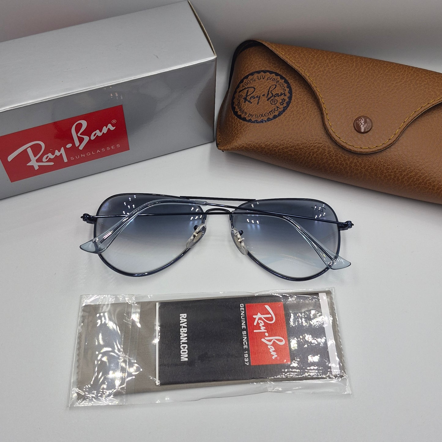 Solaires: RAYBAN AVIATOR CLASSIC RB-3025 bleu