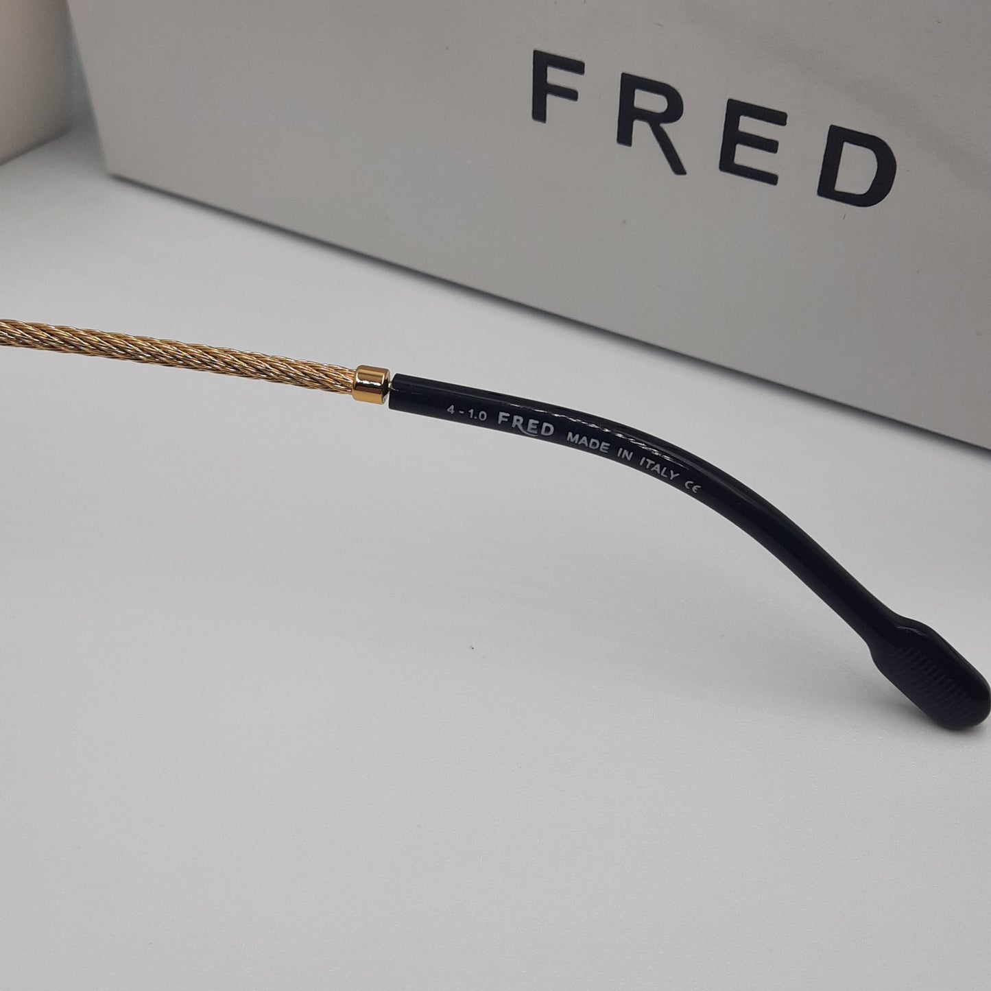 Solaires: FRED FG40023U doré noir