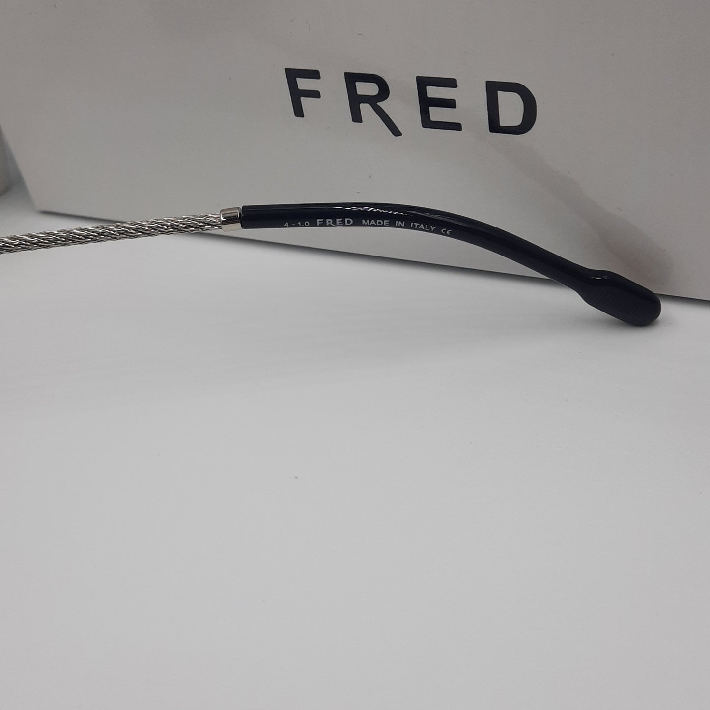 Solaires: FRED FG40023U argent noir