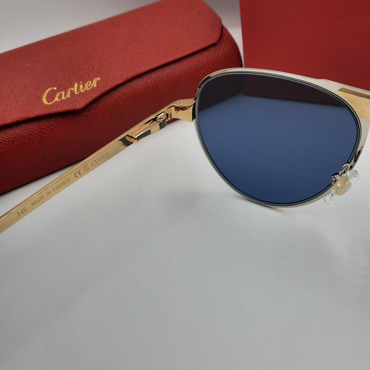 Solaires: CARTIER SANTOS CT0533S doré bleu foncé