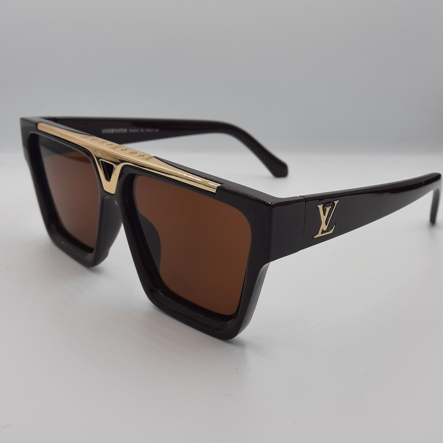 Solaires: LOUIS VUITTON Z1502W marron/gold