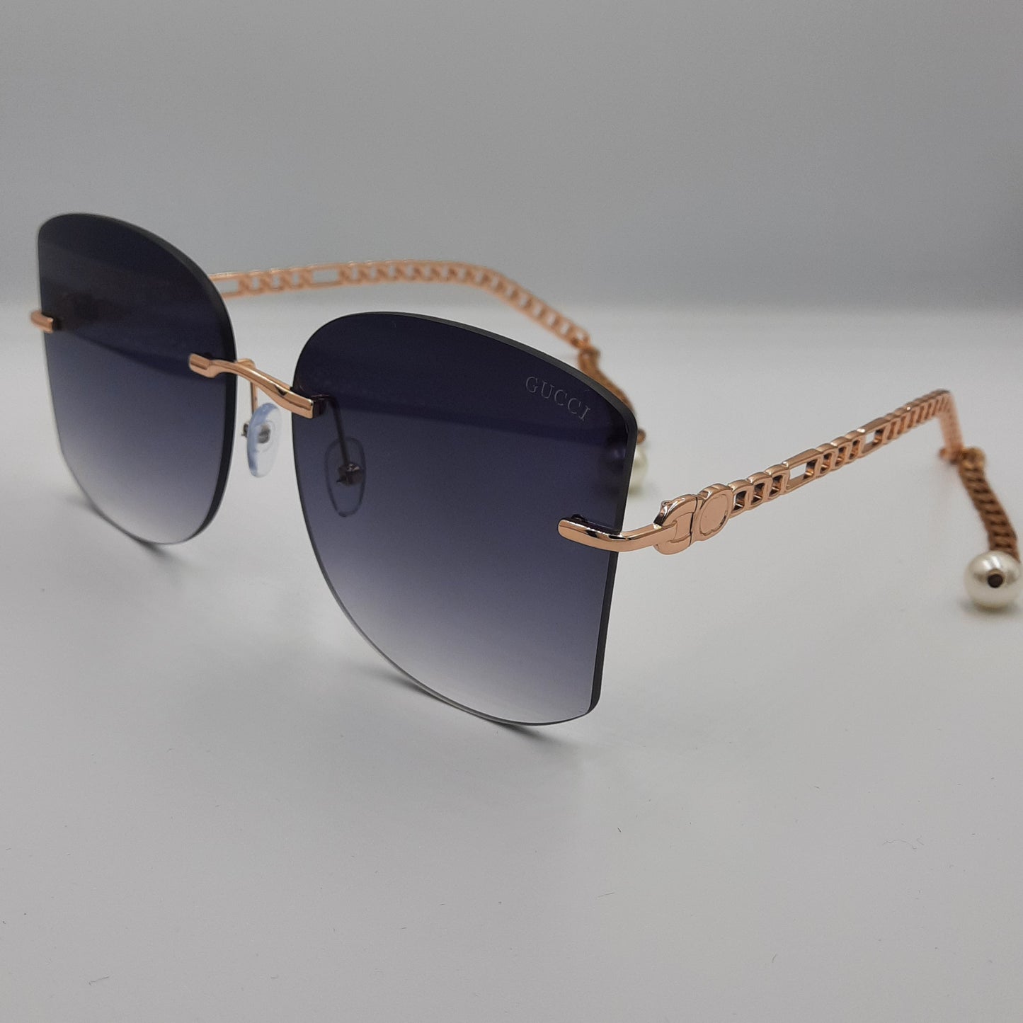 Solaires: GUCCI GRIS/NOIR gold