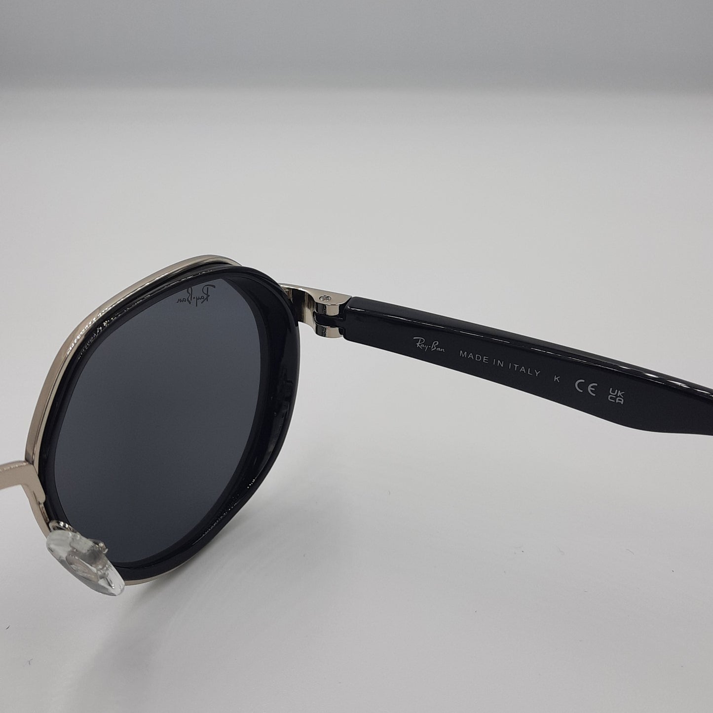 Solaires: RAYBAN FERRARI RB-3703 Noir/Argent/Rouge