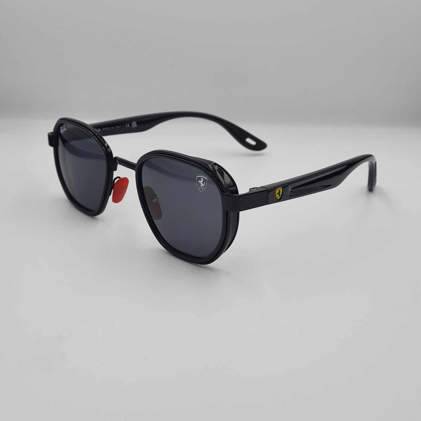 Acheter en ligne lunette ferrari prix pas cher maroc couleur noir