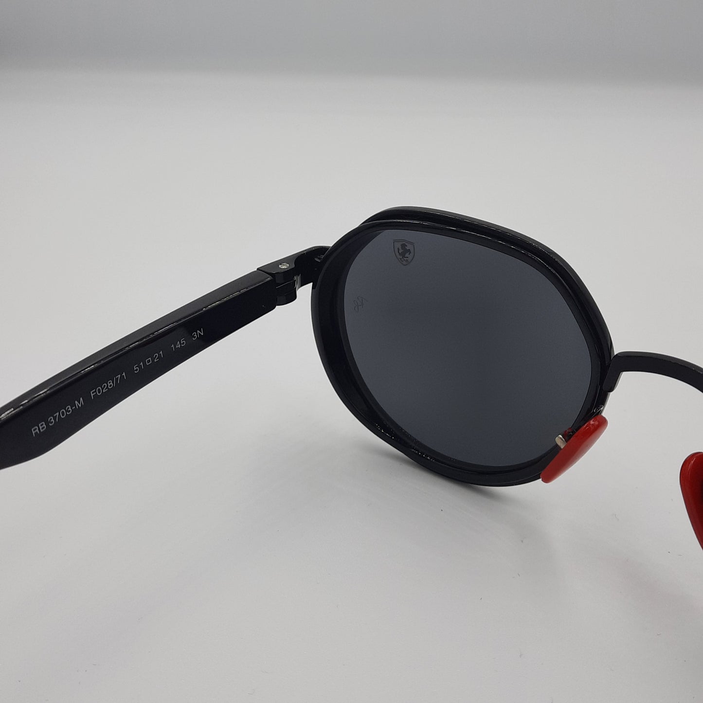 Solaires: RAYBAN FERRARI RB-3703  noir