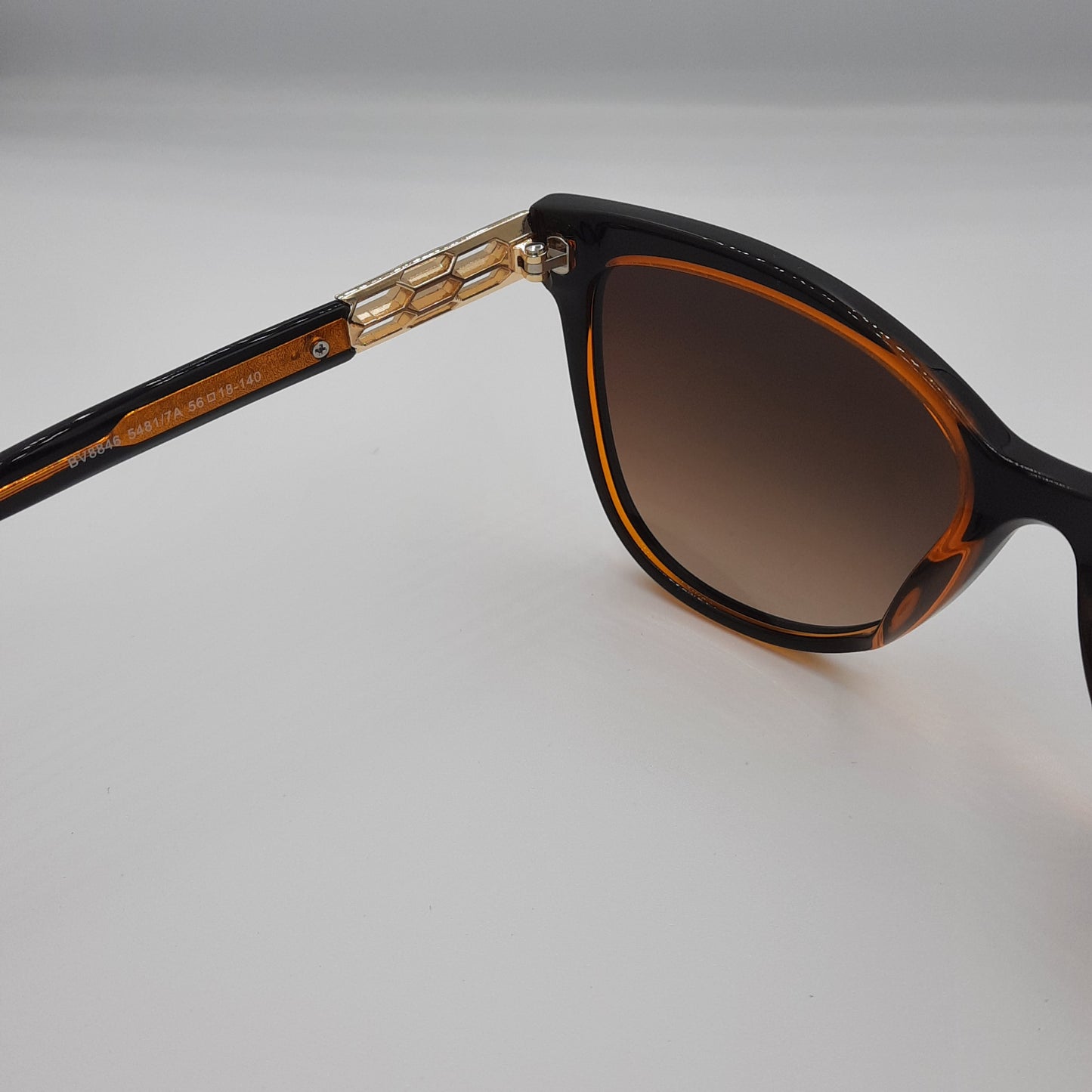 Solaires: Bvlgari BV8846 Marron doré