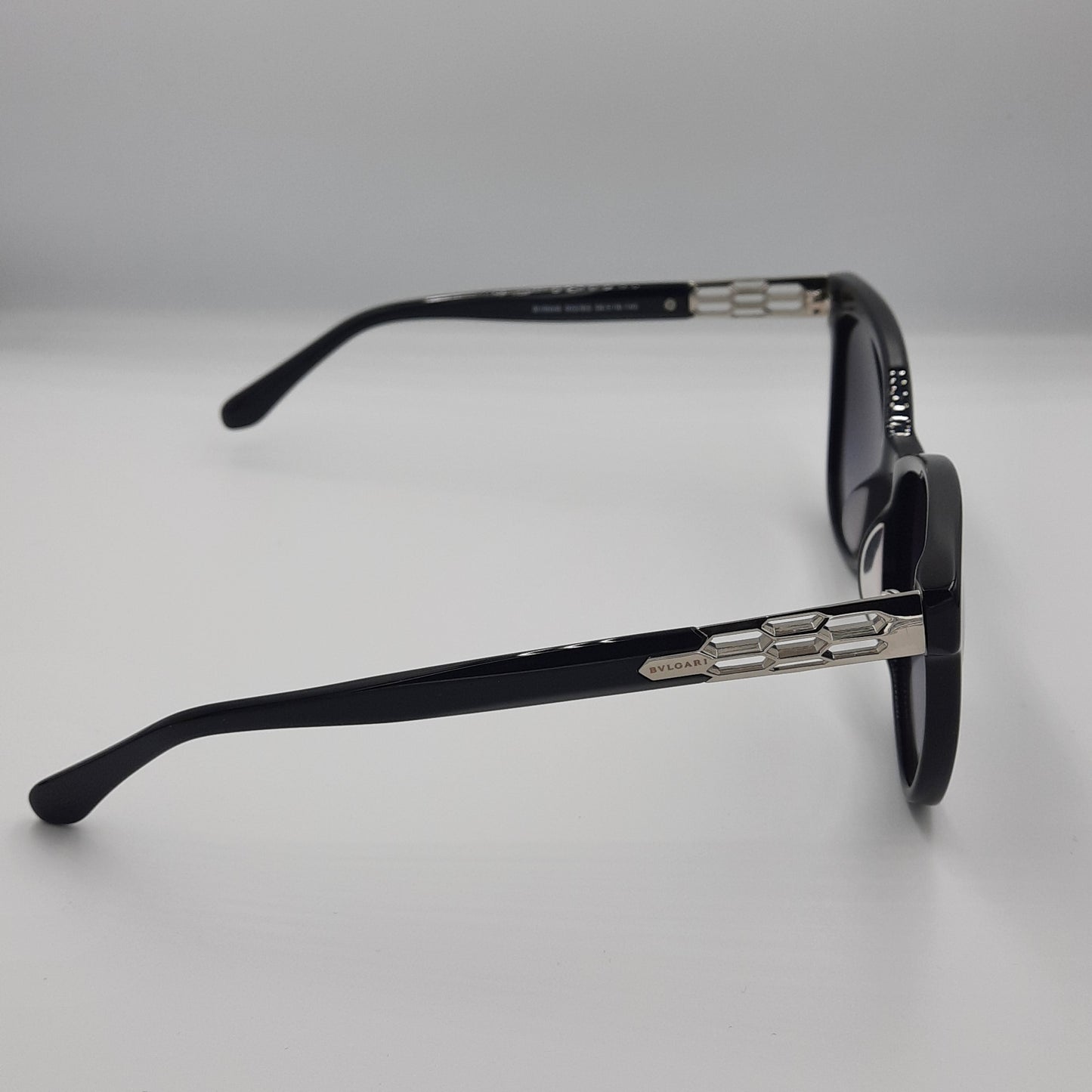 Solaires: Bvlgari BV8846 noir argent