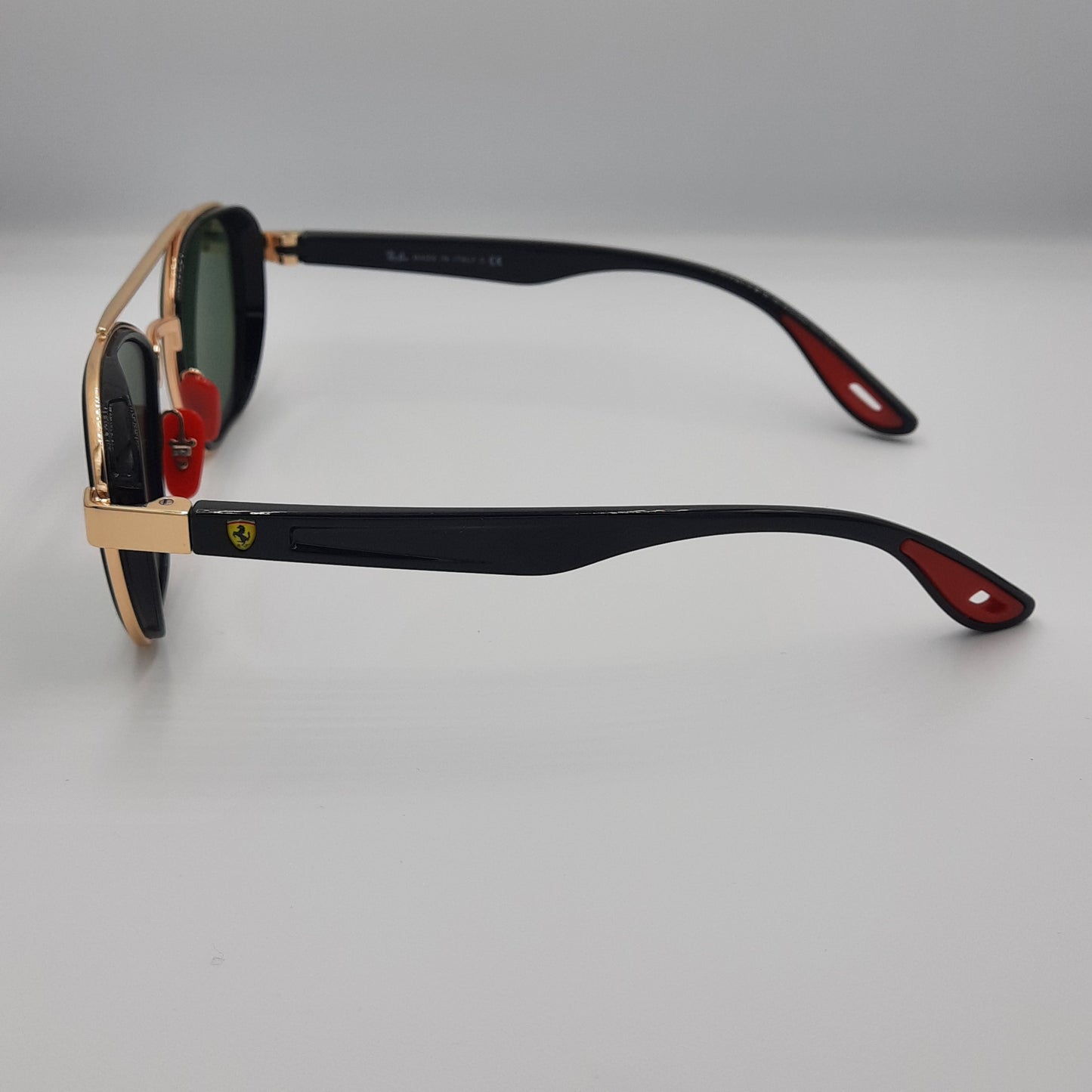 Solaires: RAYBAN FERRARI RB-3676 vert/noir/doré rouge