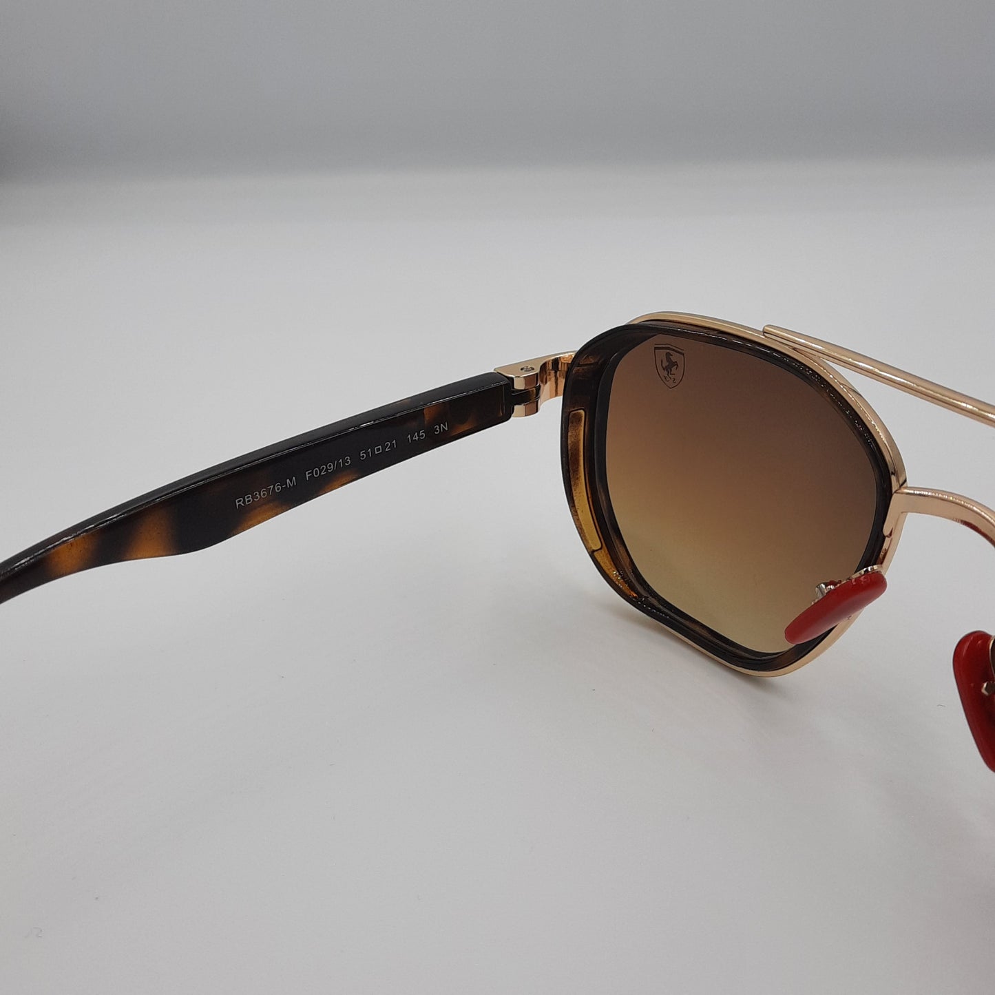 Solaires: RAYBAN FERRARI RB-3676 marron/havane/doré