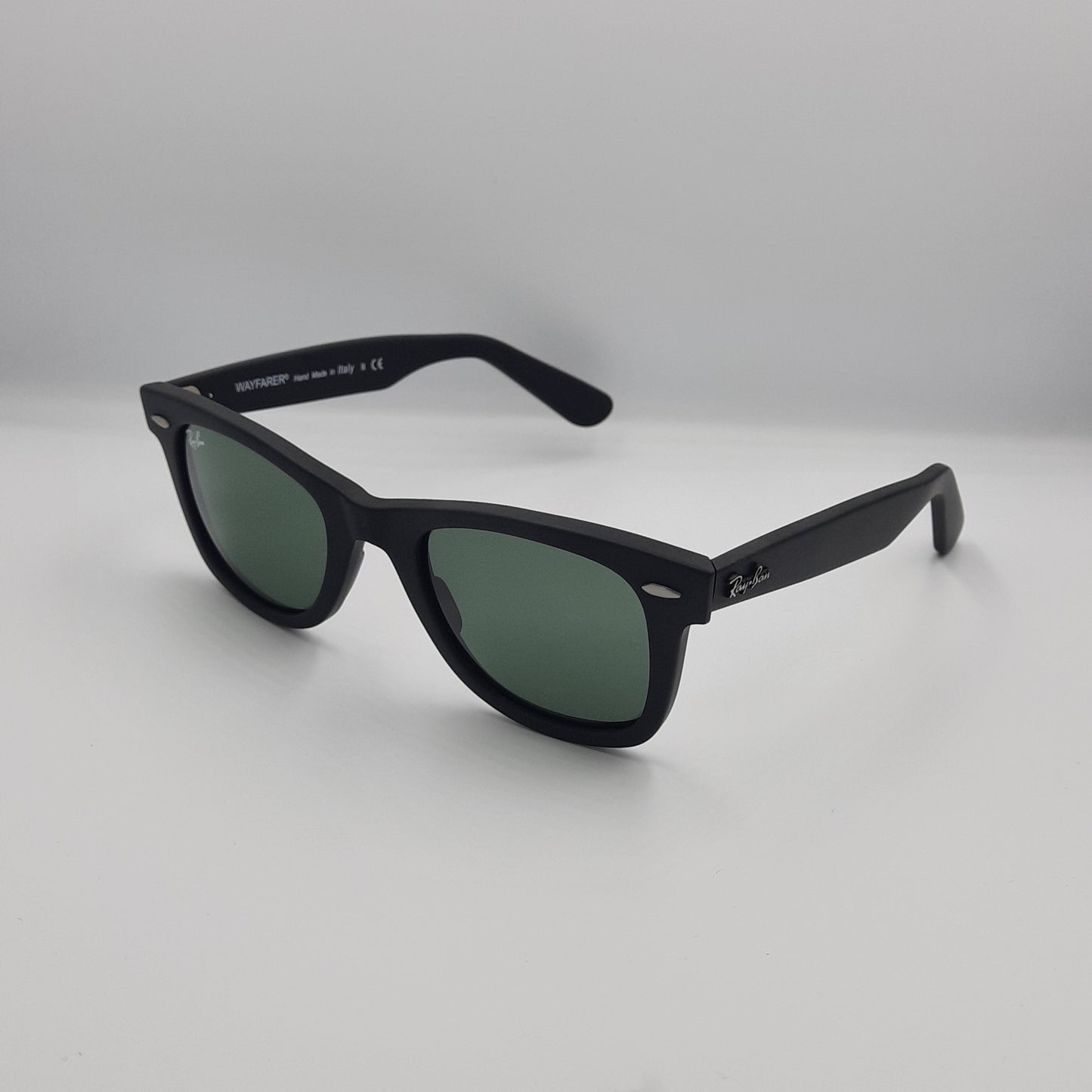 Solaires: Wayfarer Classic RB2140 noir/vert matte