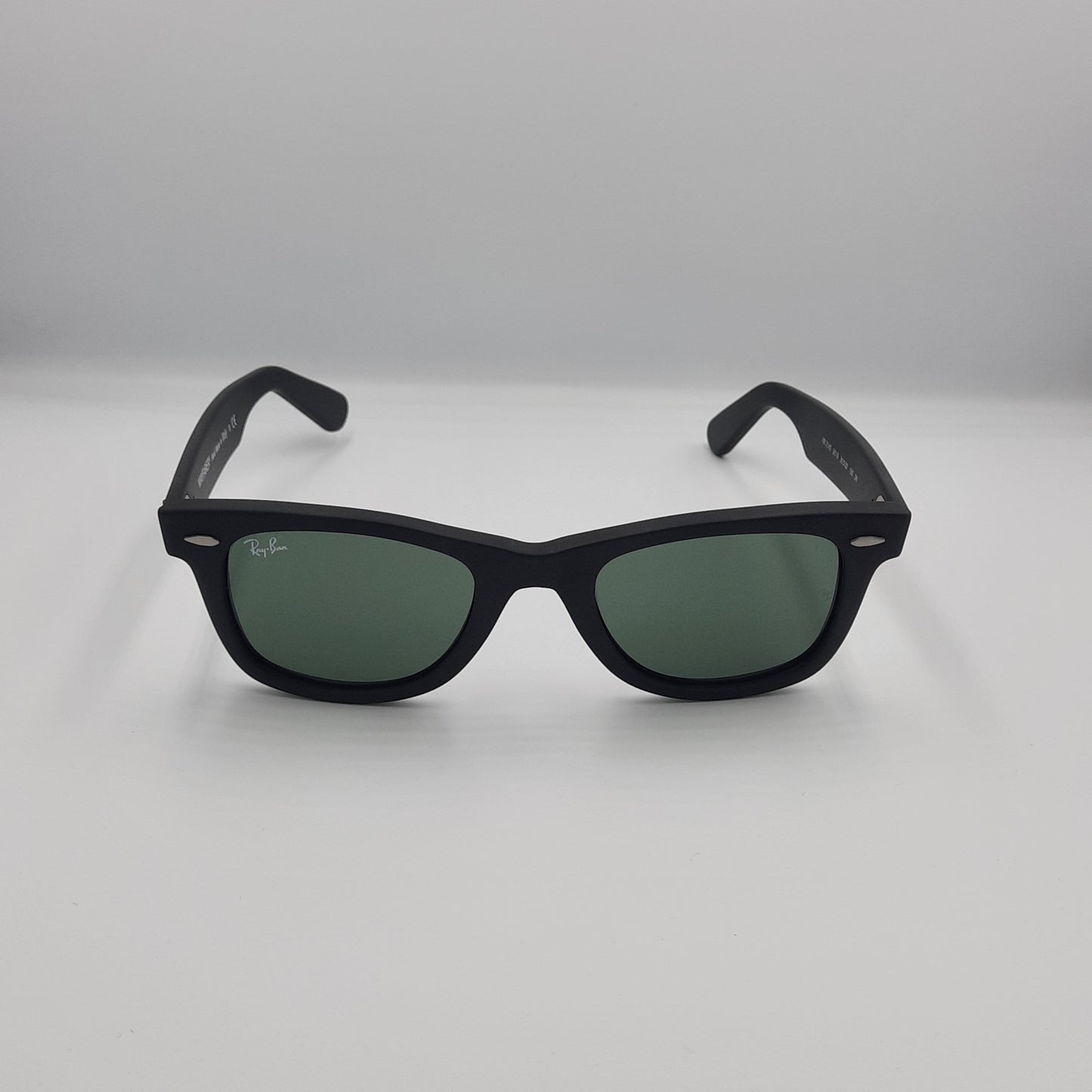 Solaires: Wayfarer Classic RB2140 noir/vert matte