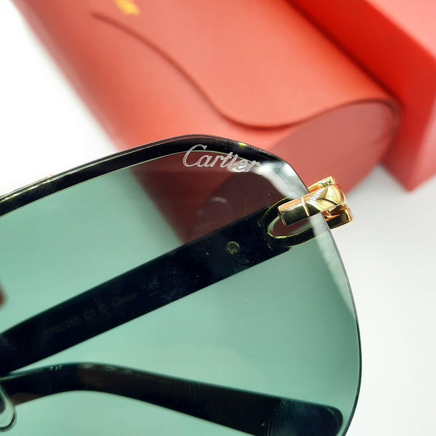 Solaires: CARTIER CT0275S noir vert doré