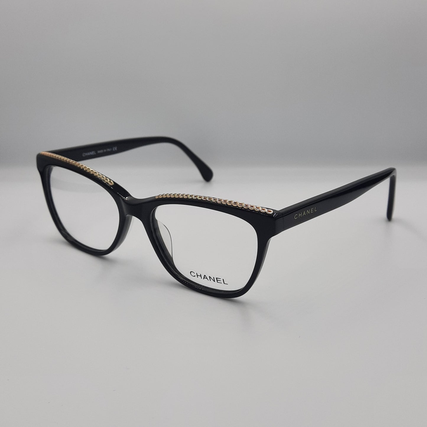 Lunette optique Chanel: NOIR doré