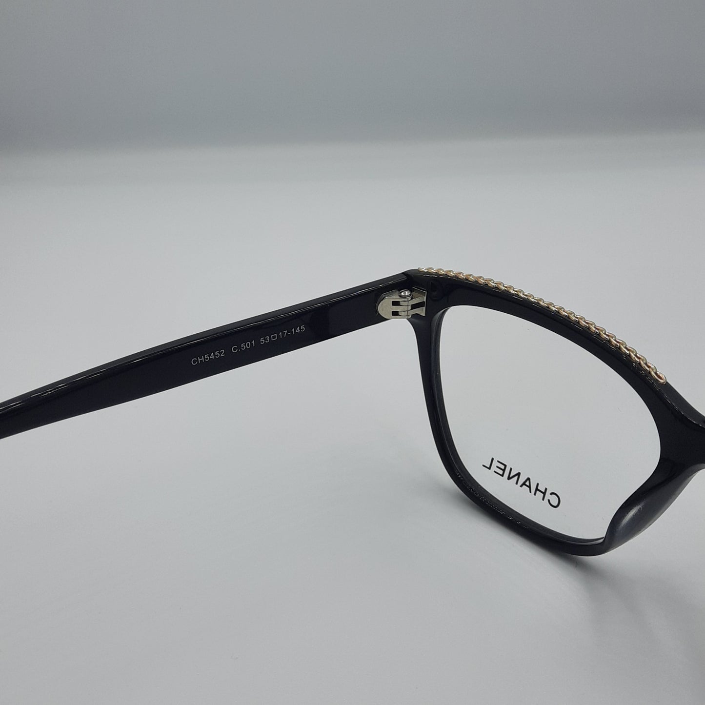 Lunette optique Chanel: NOIR doré