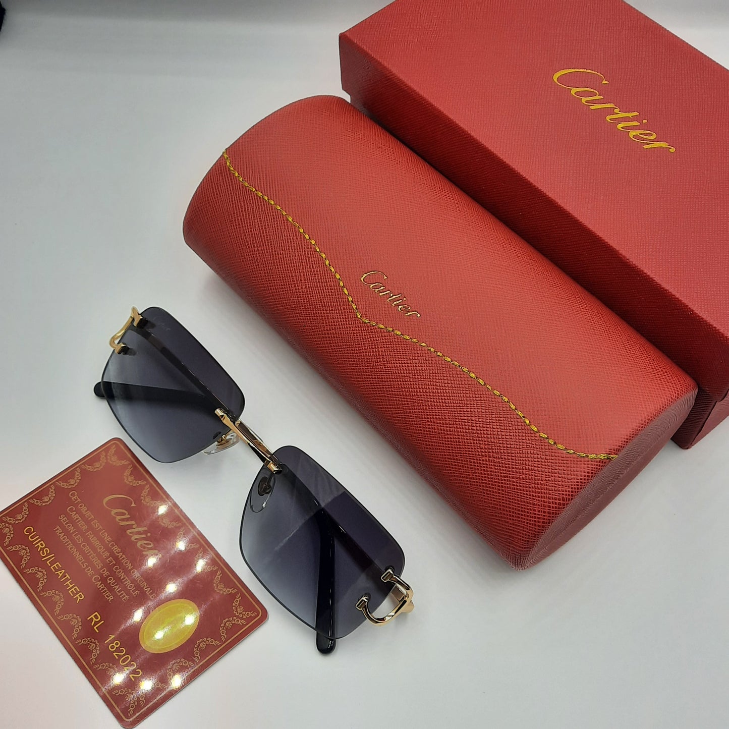 Solaires: CARTIER CT0094 noir doré