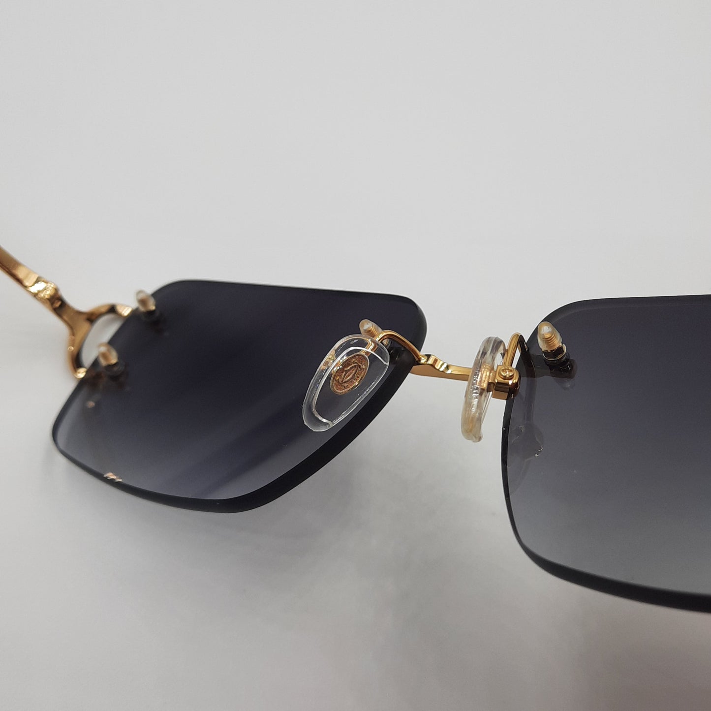 Solaires: CARTIER CT0094 noir doré