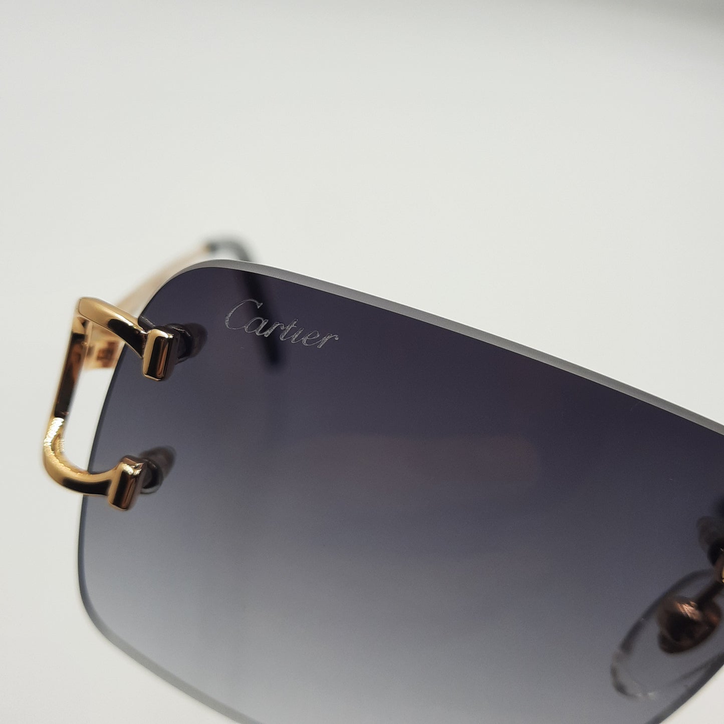 Solaires: CARTIER CT0094 noir doré