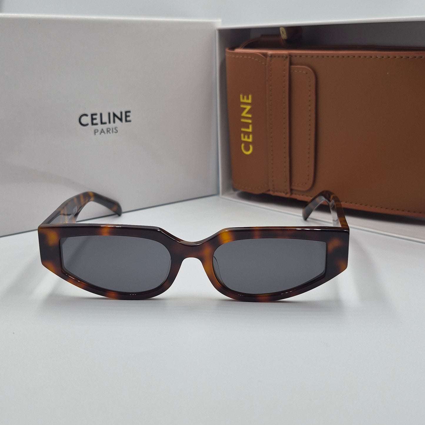 Solaires: CELINE Triomphe CL40269N doré marron havane