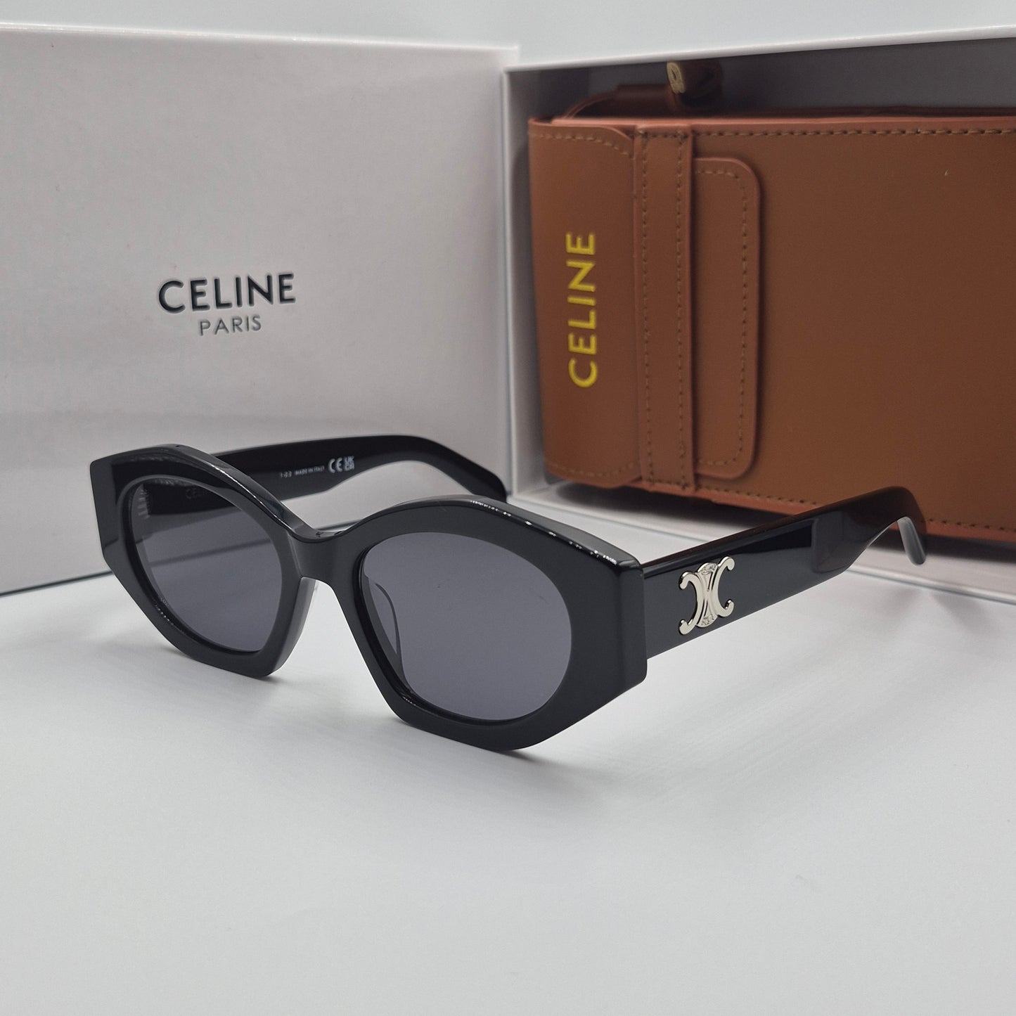 Solaires: CELINE Triomphe CL40238U argent noir