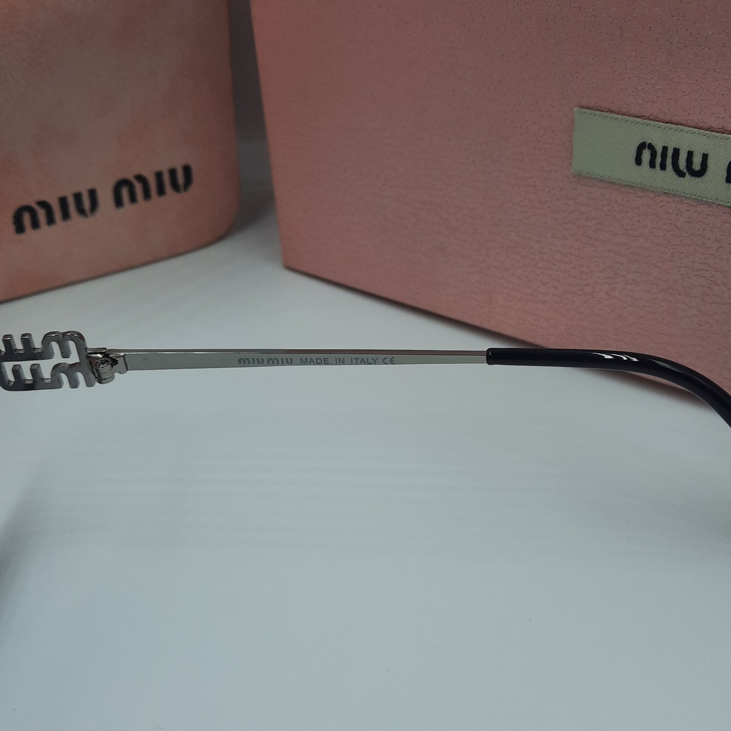 Solaires: MIUMIU argenté