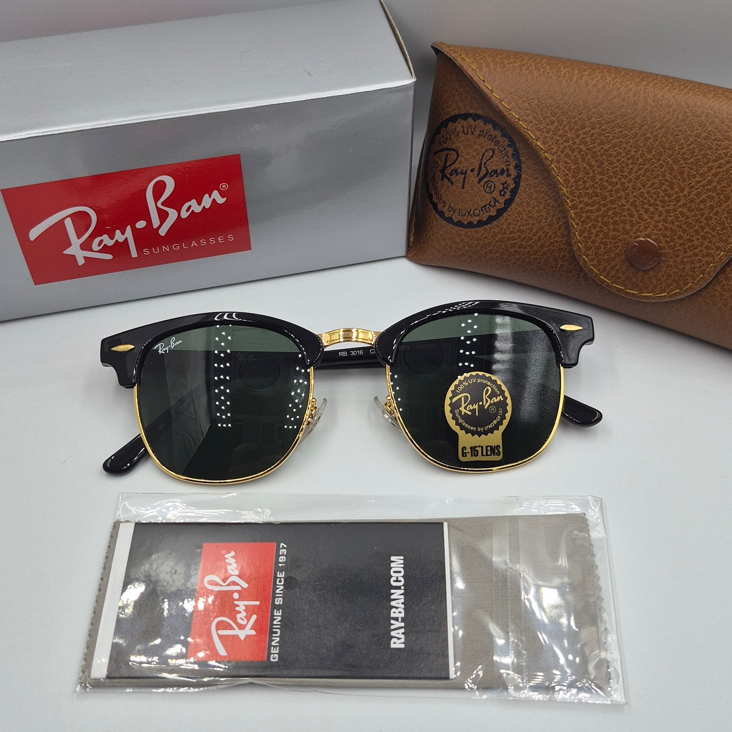 Solaires: Clubmaster RB-3016 Noir/Or/Vert