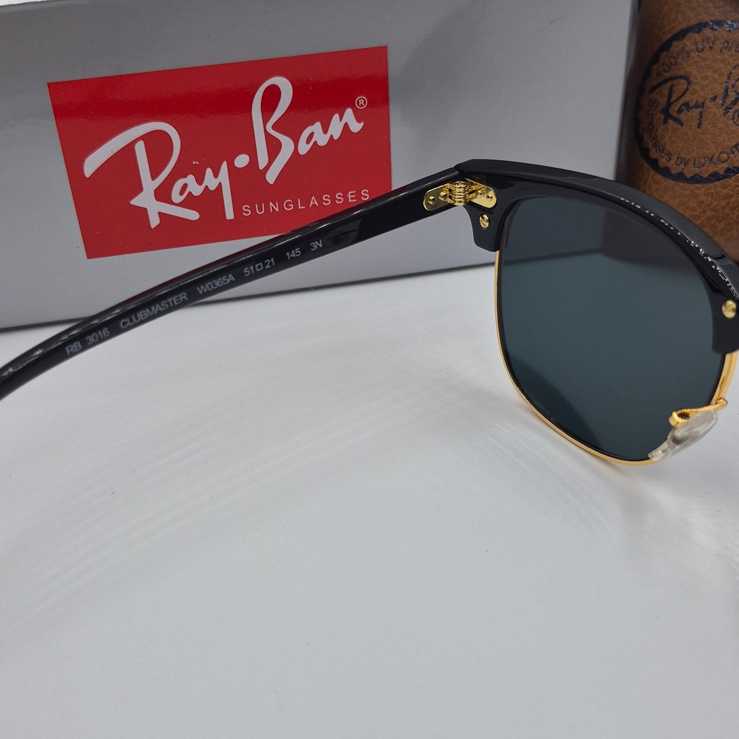 Solaires: Clubmaster RB-3016 Noir/doré