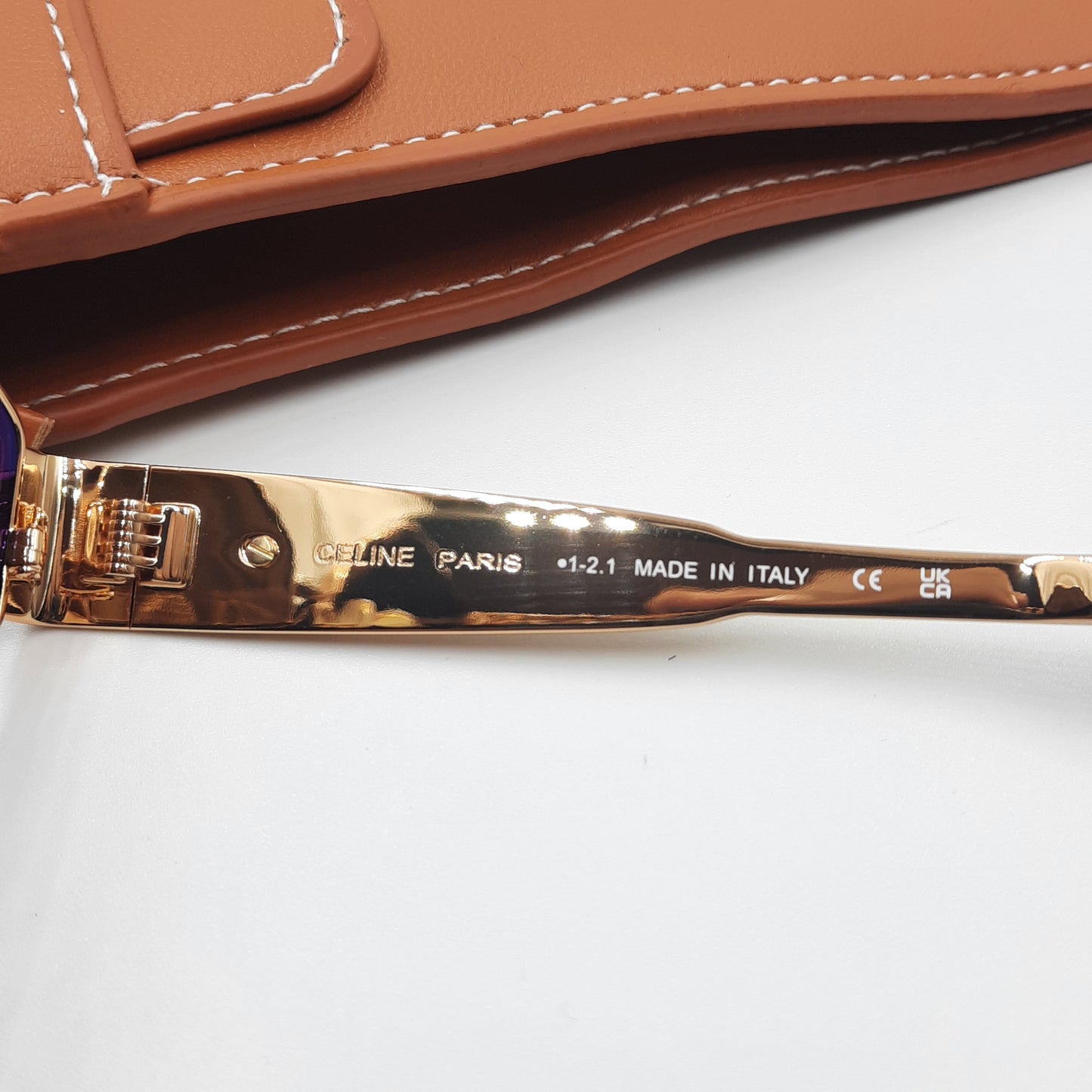 Solaires: CELINE Triomphe CL4S254 doré marron avec pochette à bandoulière