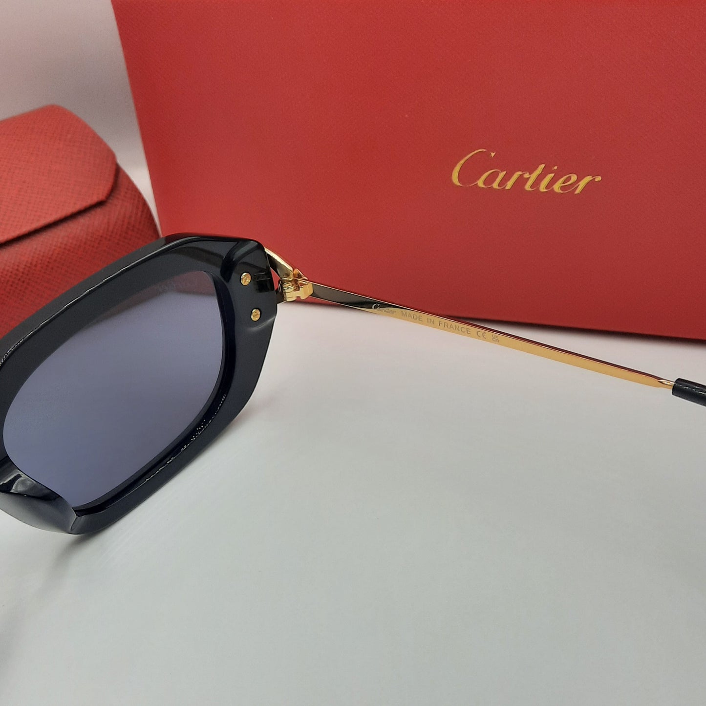 Solaires: CARTIER  CT0829S doré noir