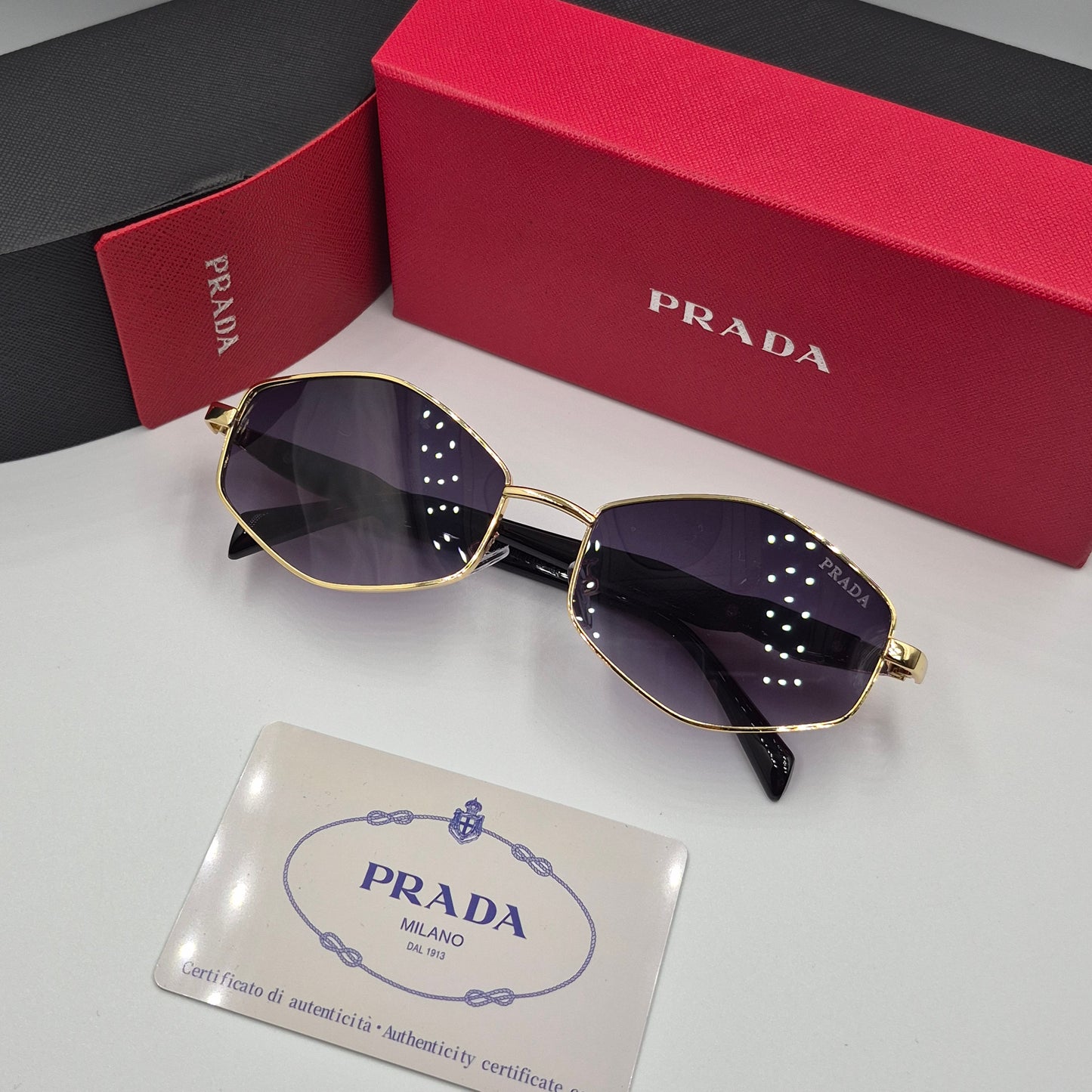 Solaires: PRADA  doré noir havane