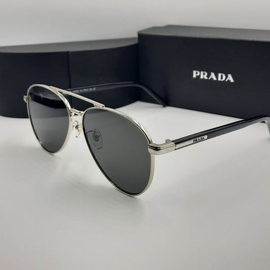Solaires: PRADA SPRA58 argent noir