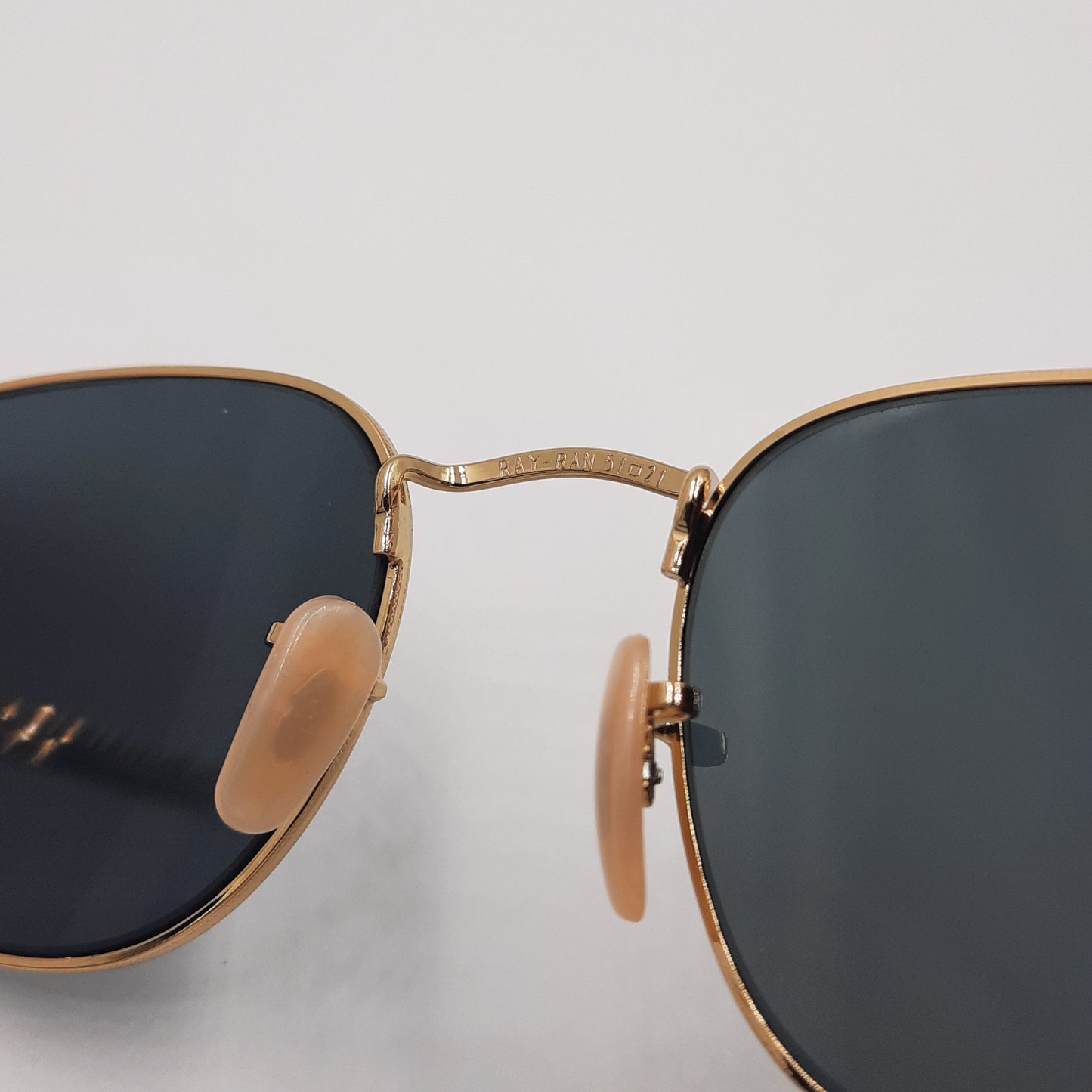 Solaires: RAYBAN  RB3857 Doré noir