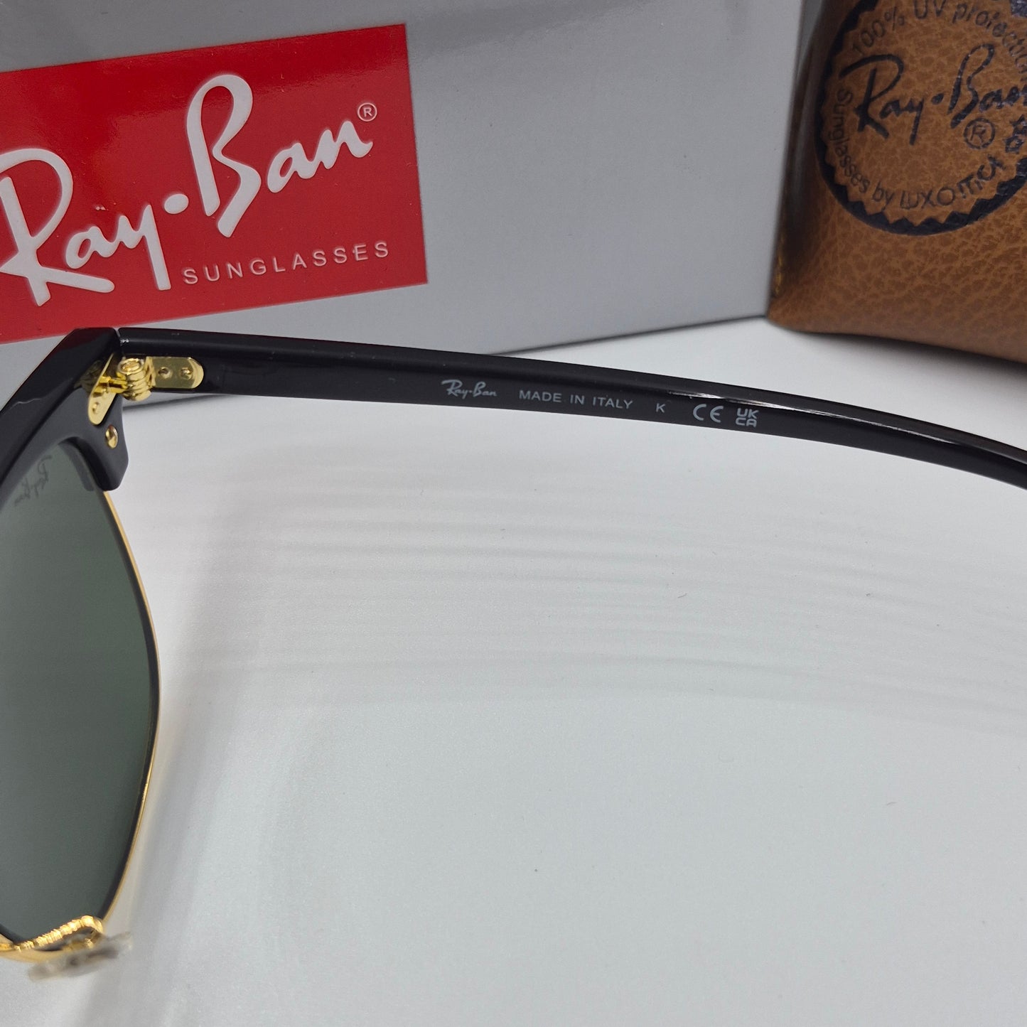 Solaires: Clubmaster RB-3016 Noir/Or/Vert