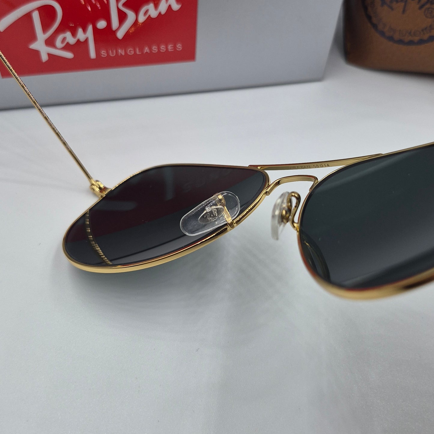 Solaires: AVIATOR CLASSIC RB-3025 doré noir
