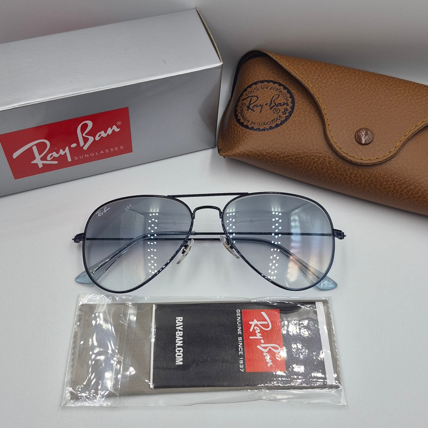 Solaires:  RAYBAN AVIATOR CLASSIC RB-3025 bleu