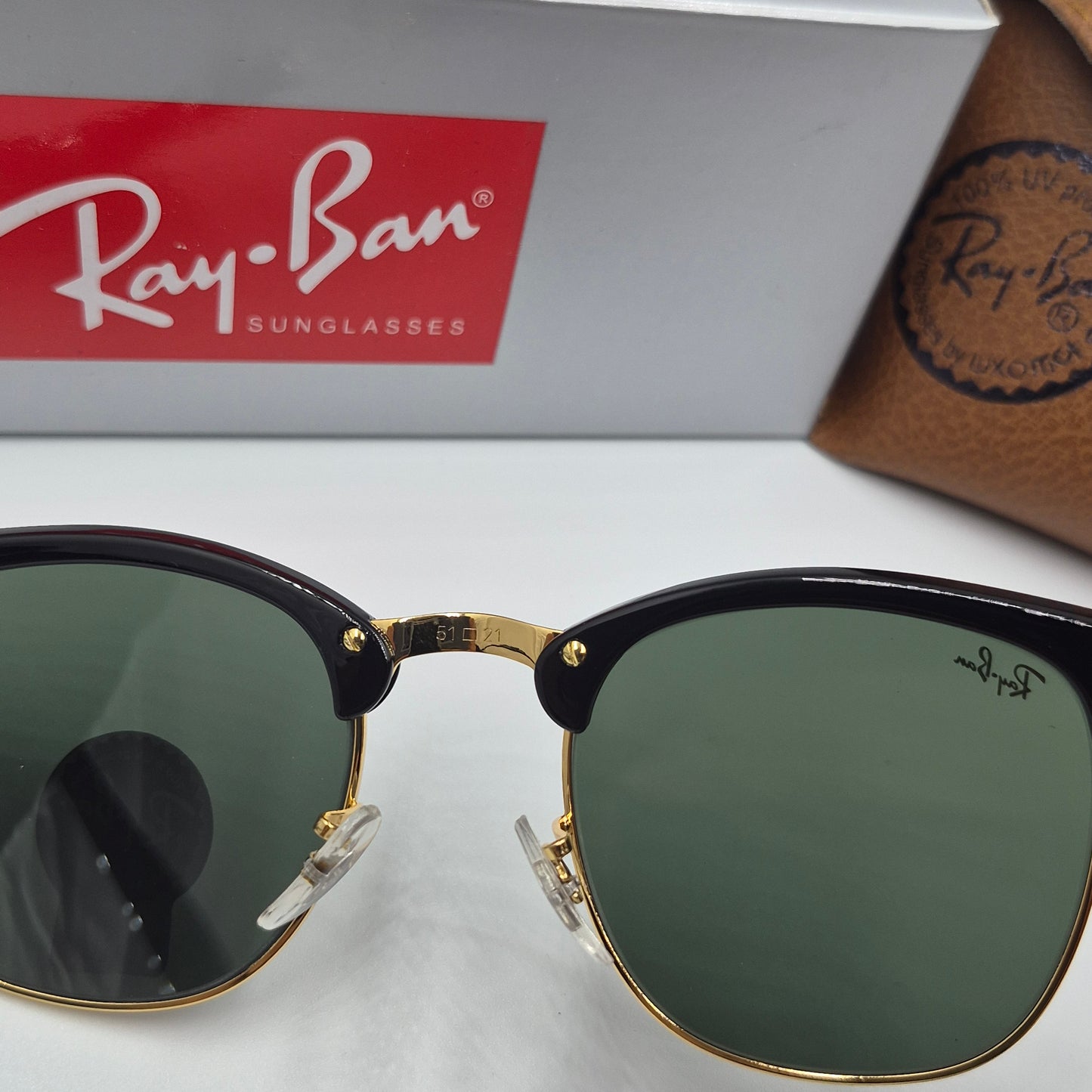 Solaires: Clubmaster RB-3016 Noir/Or/Vert