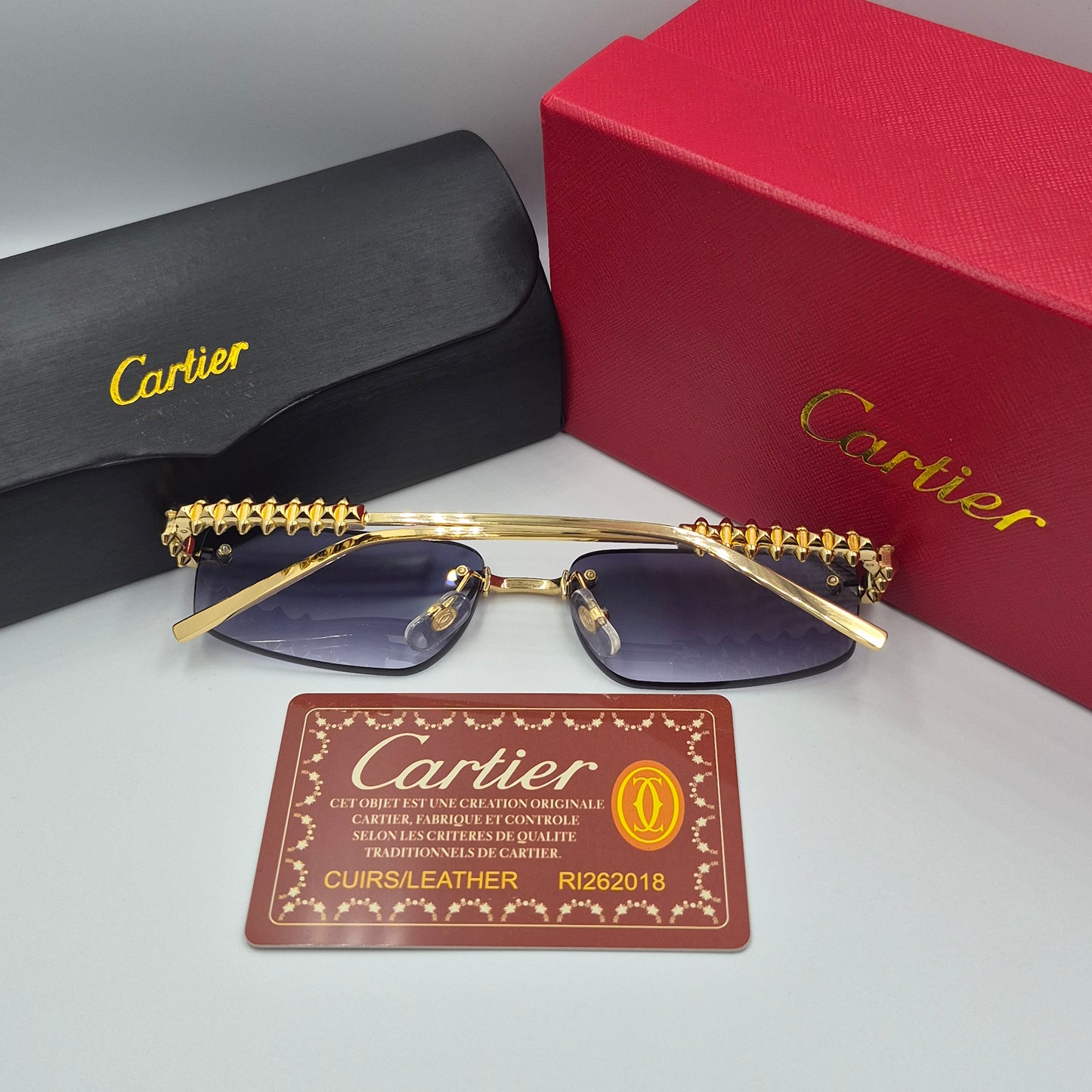 Solaires: CARTIER CLASH CT0544S doré noir deg