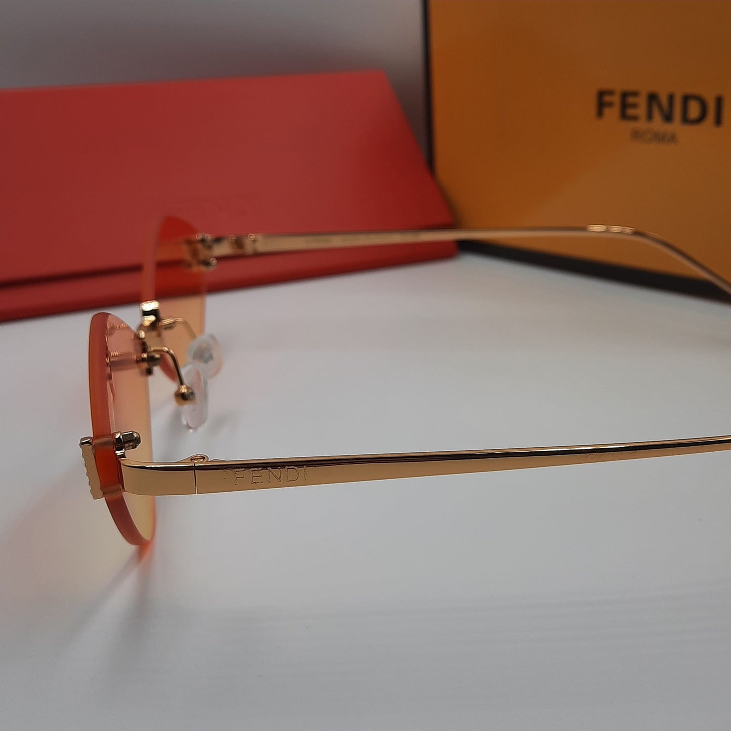 Solaires: Fendi First sunset doré