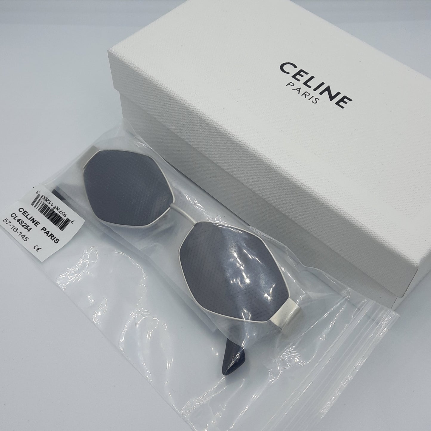 Solaires: CELINE Triomphe CL4S254 argent noir