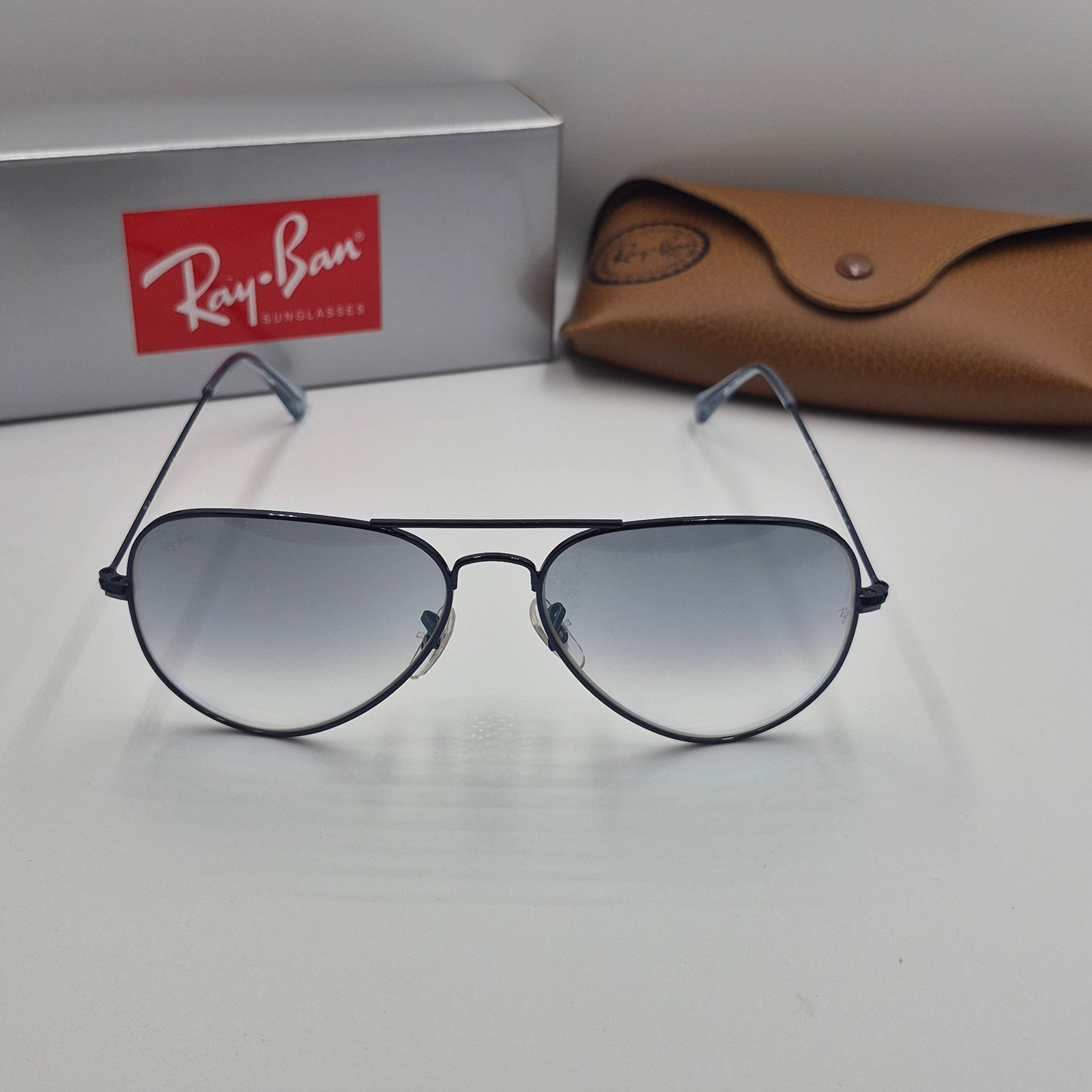 Solaires:  RAYBAN AVIATOR CLASSIC RB-3025 bleu