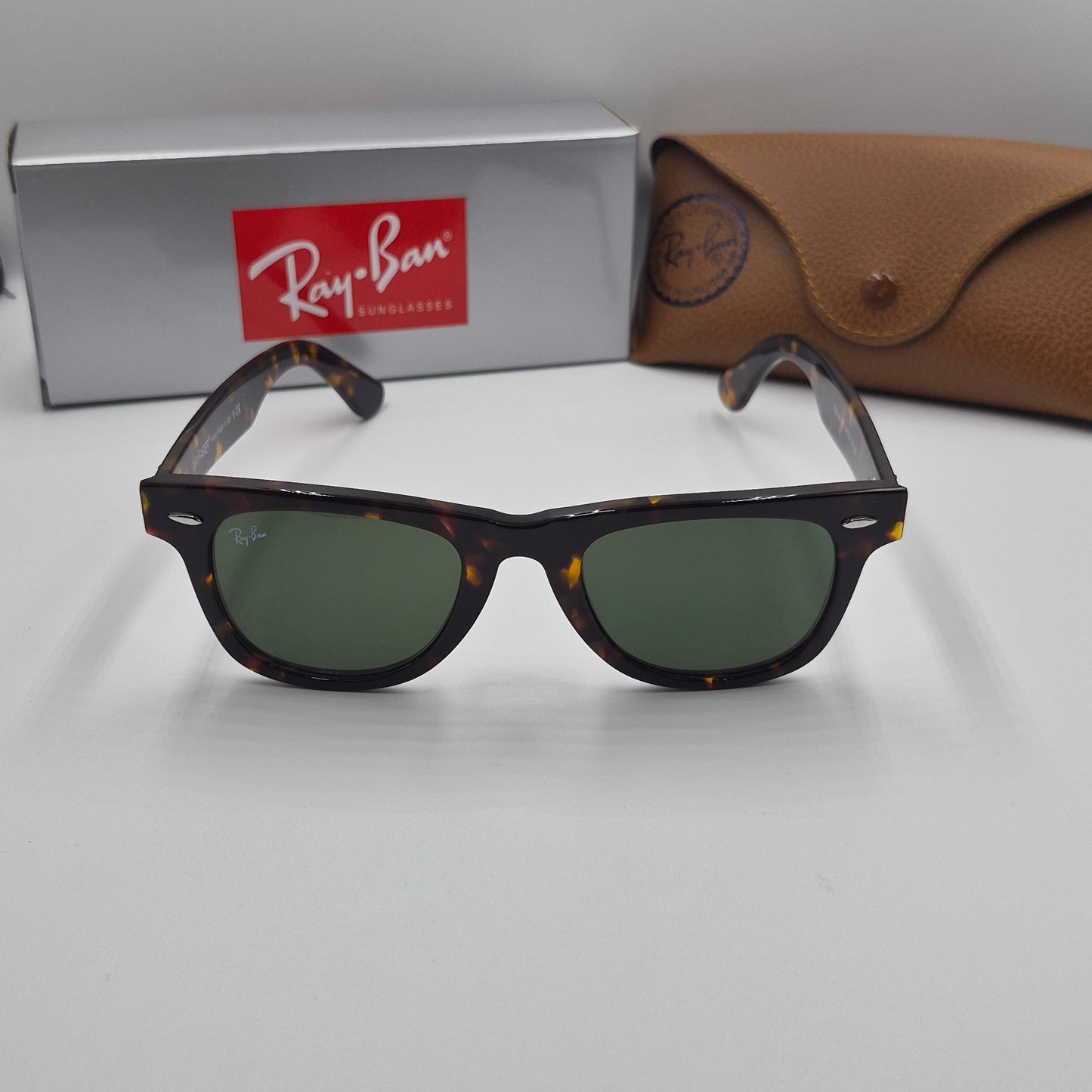Solaires: RAYBAN Wayfarer Classic RB2140 Marron havane/vert